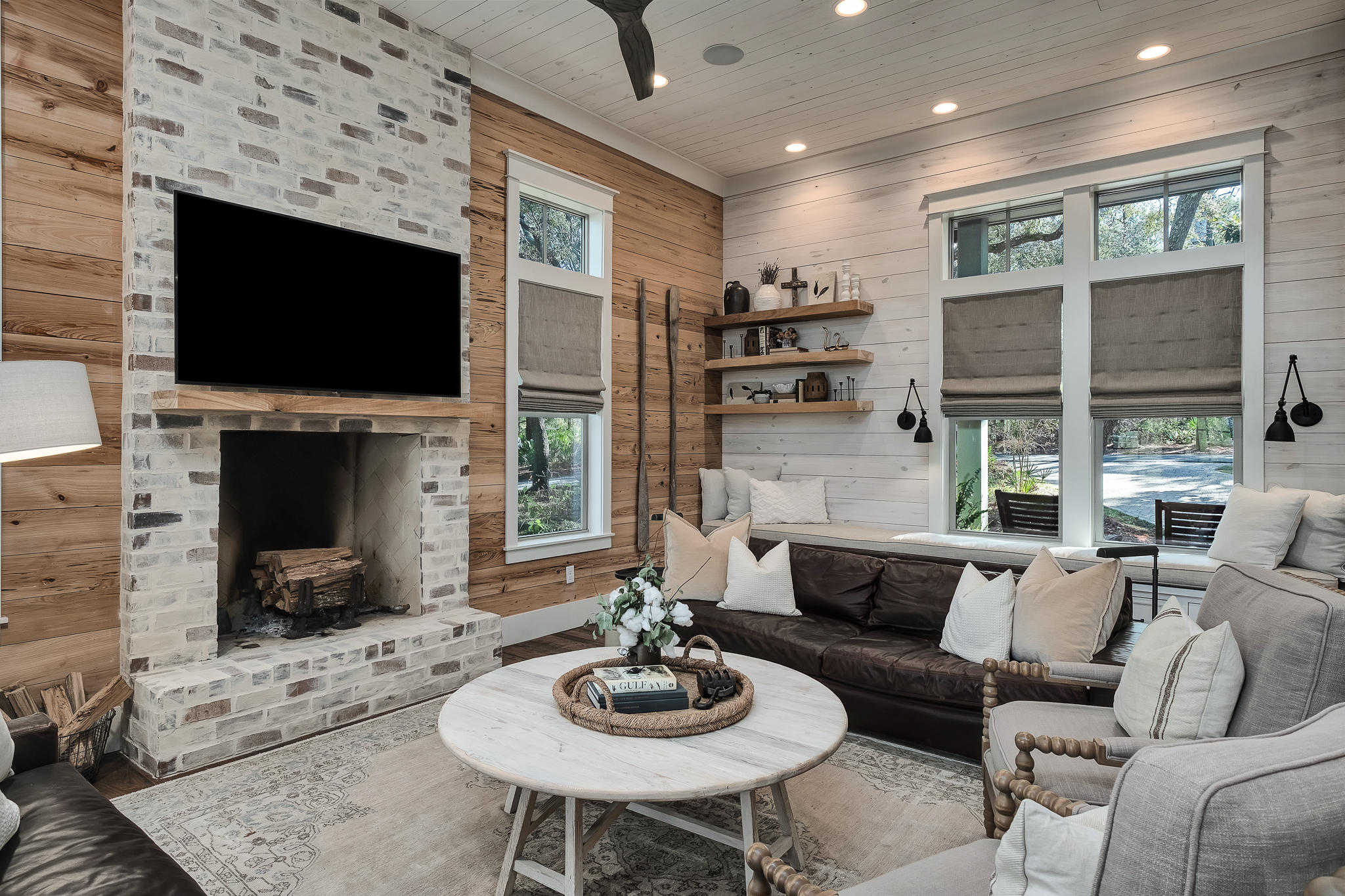 LAKE SHORE ESTATES - Residential