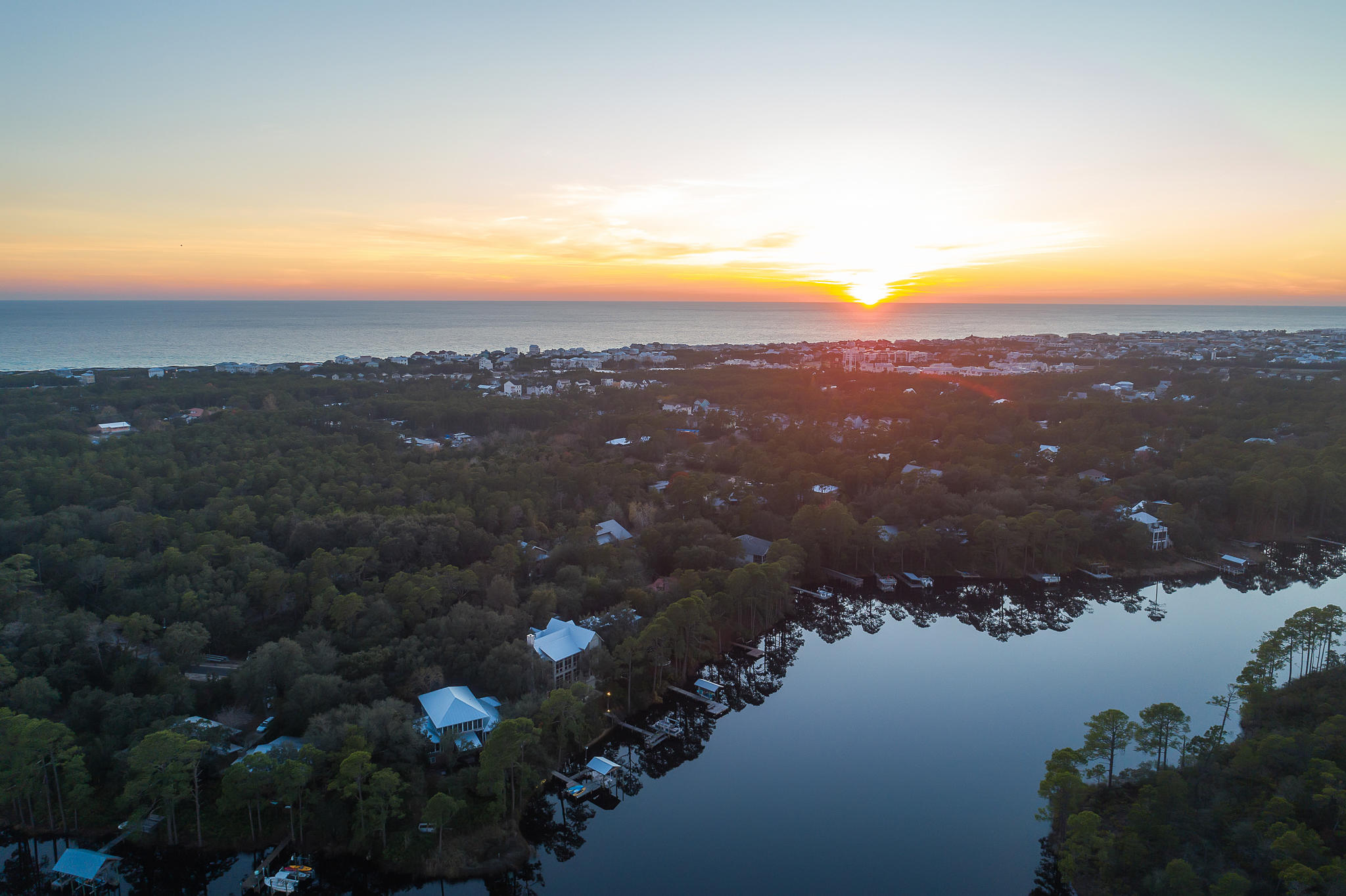 LAKE SHORE ESTATES - Residential