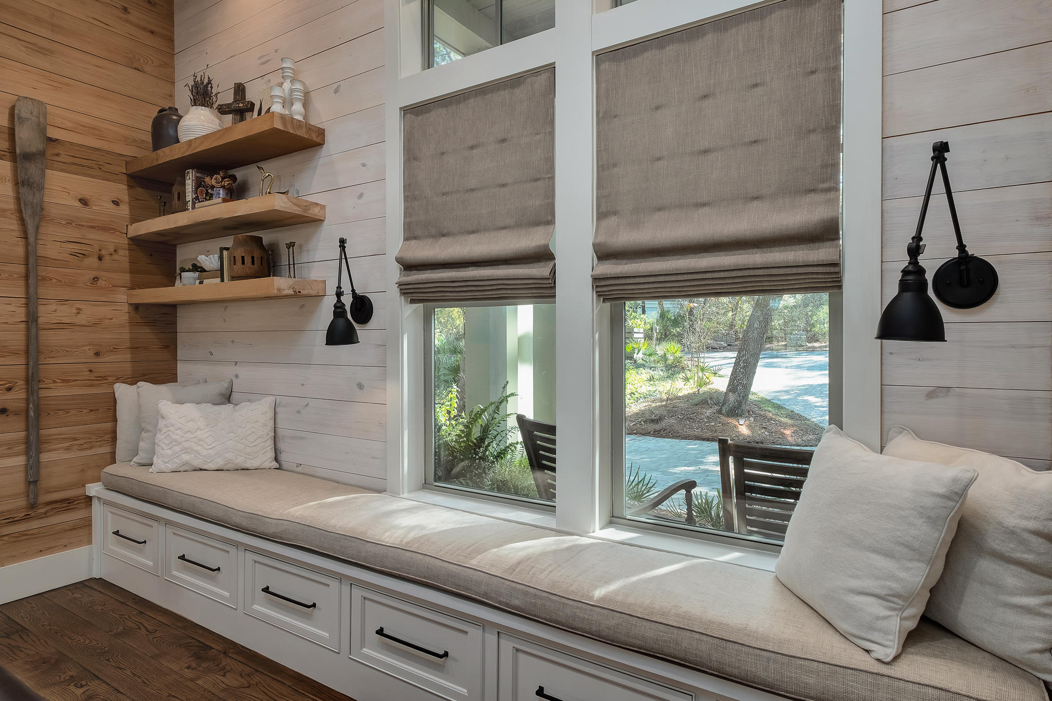 LAKE SHORE ESTATES - Residential