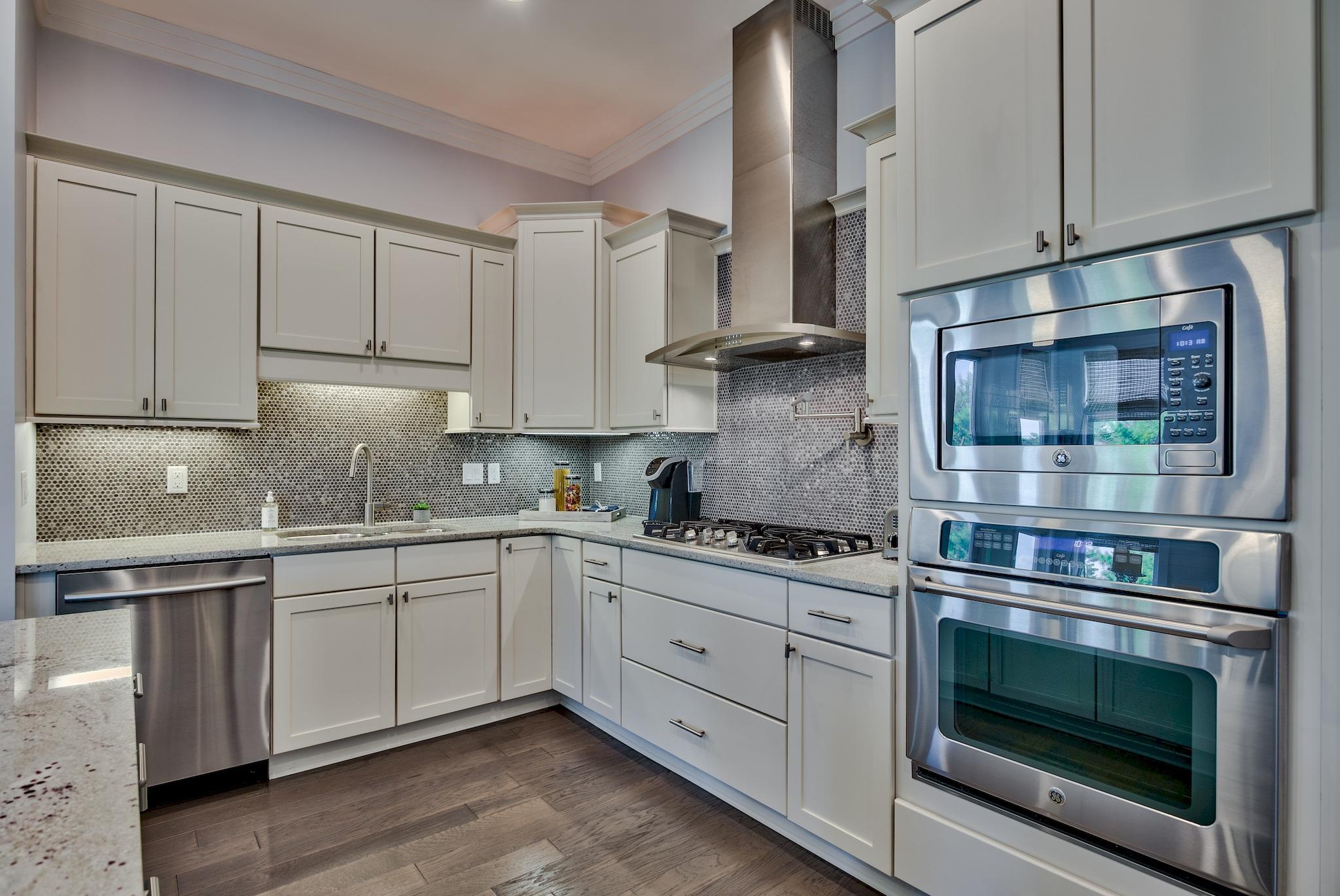 HIGHLAND PARKS - Residential