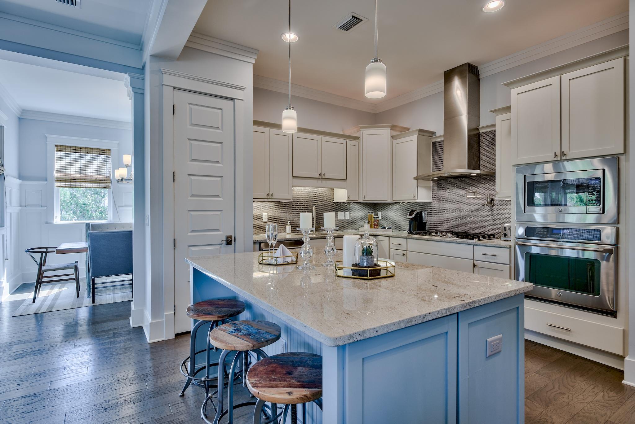 HIGHLAND PARKS - Residential