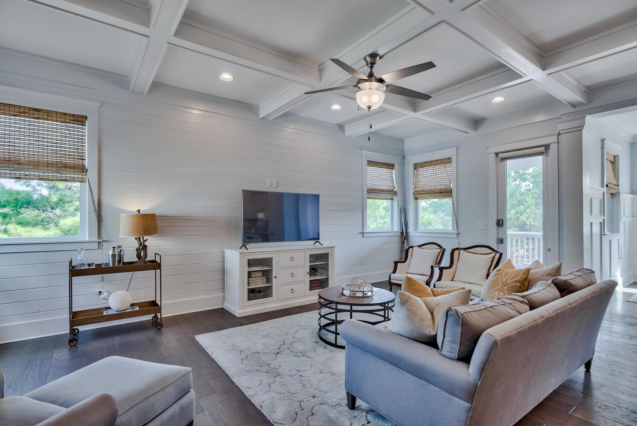 HIGHLAND PARKS - Residential