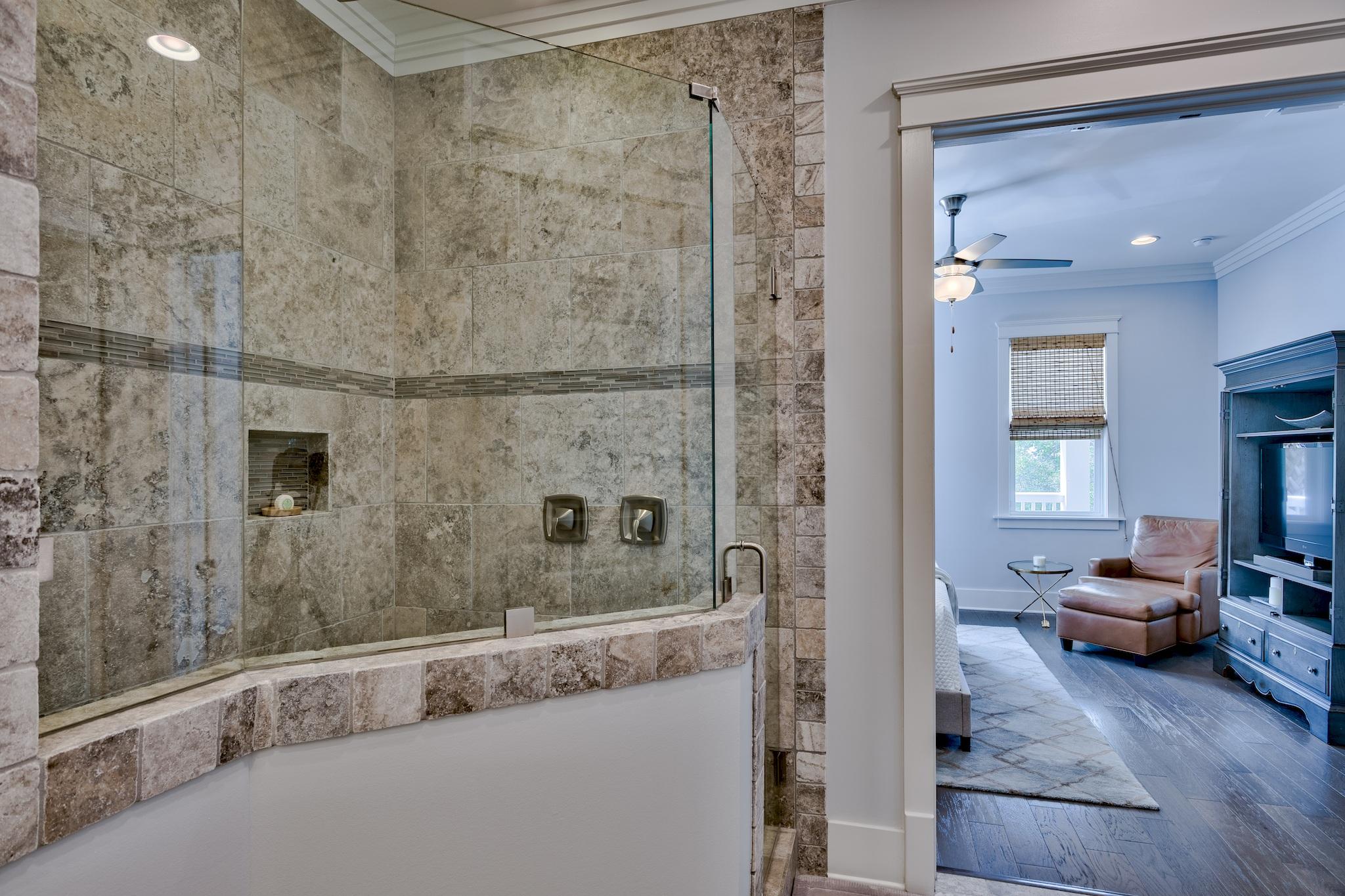 HIGHLAND PARKS - Residential