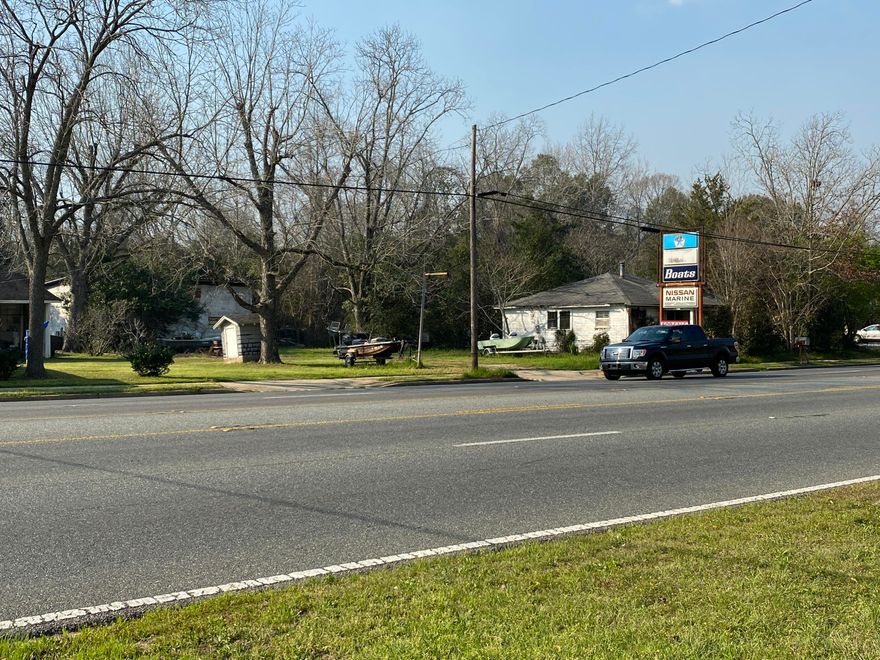 Location HWY 85! This 1/2 acre site is between Hwy 90 and Publix on the the West side of Hwy 85. Just north of Jones Road. This would be a great location for a restaurant, office, retail store. Just open back up as a Marine Shop as its been known for that many years!