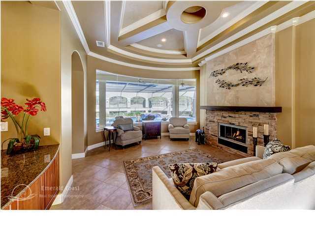 BURNT PINE - Residential
