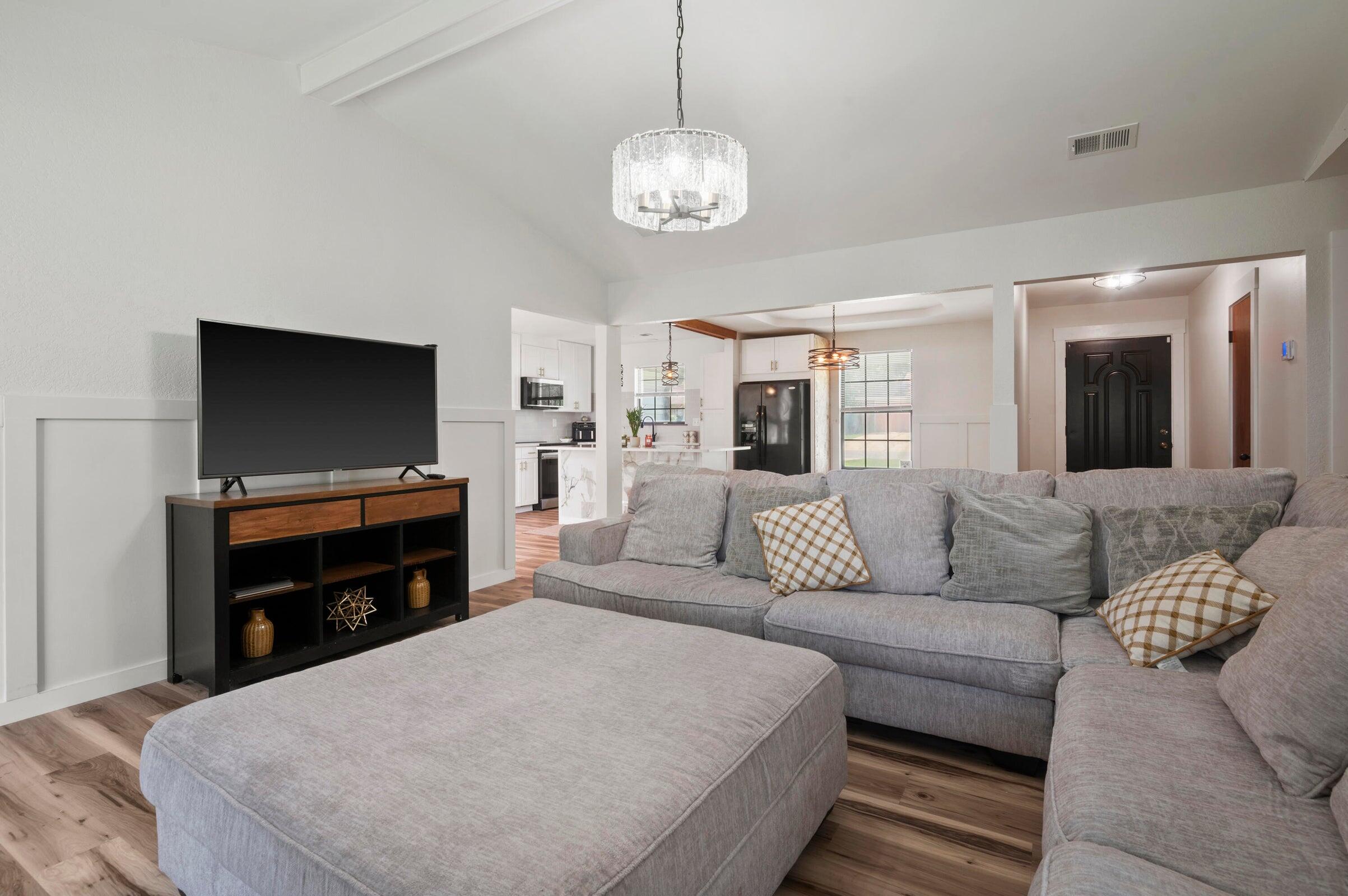 COUNTRYVIEW ESTATES 3RD ADDN - Residential