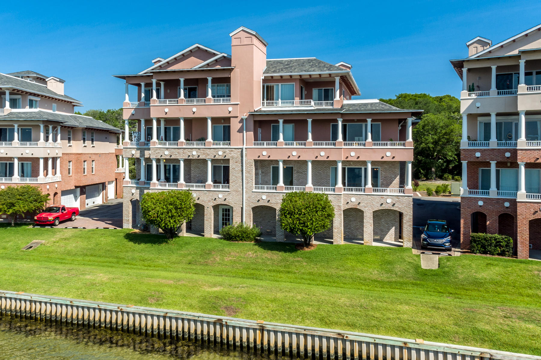 VILLA DI MARE - Residential