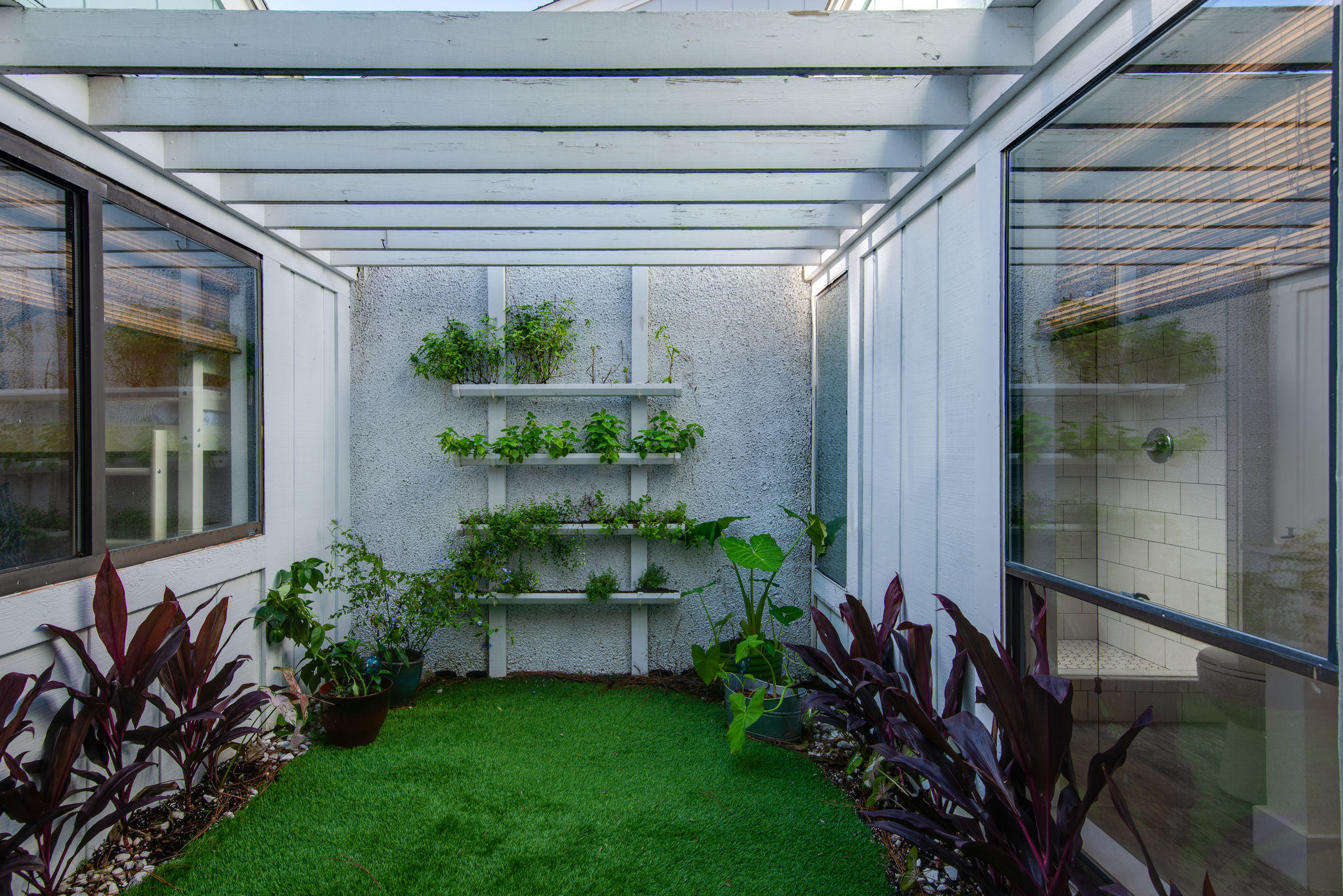 LINKSIDE VILLAGE UNIT 2 - Residential