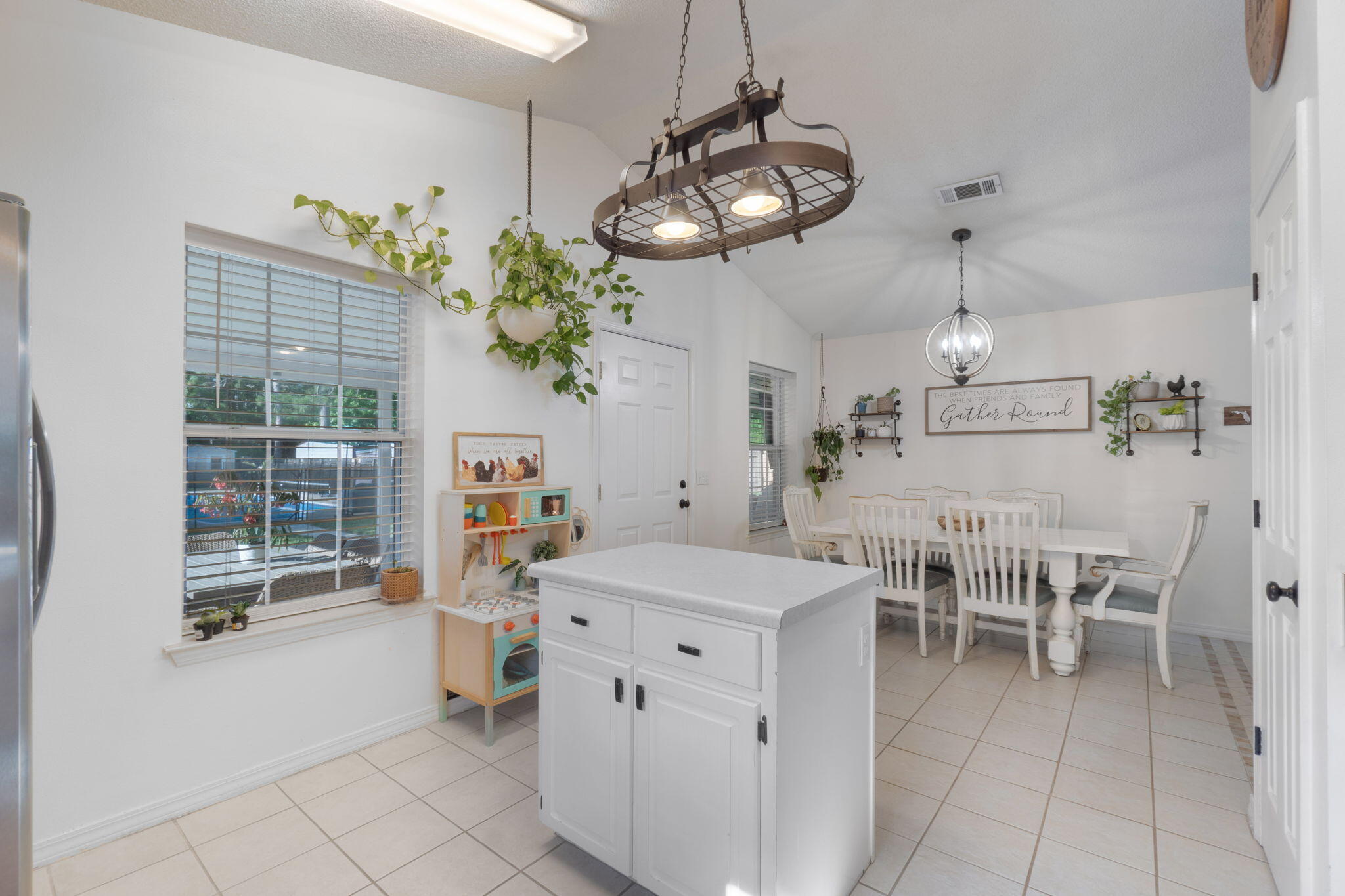 WHISPERWOODS - Residential