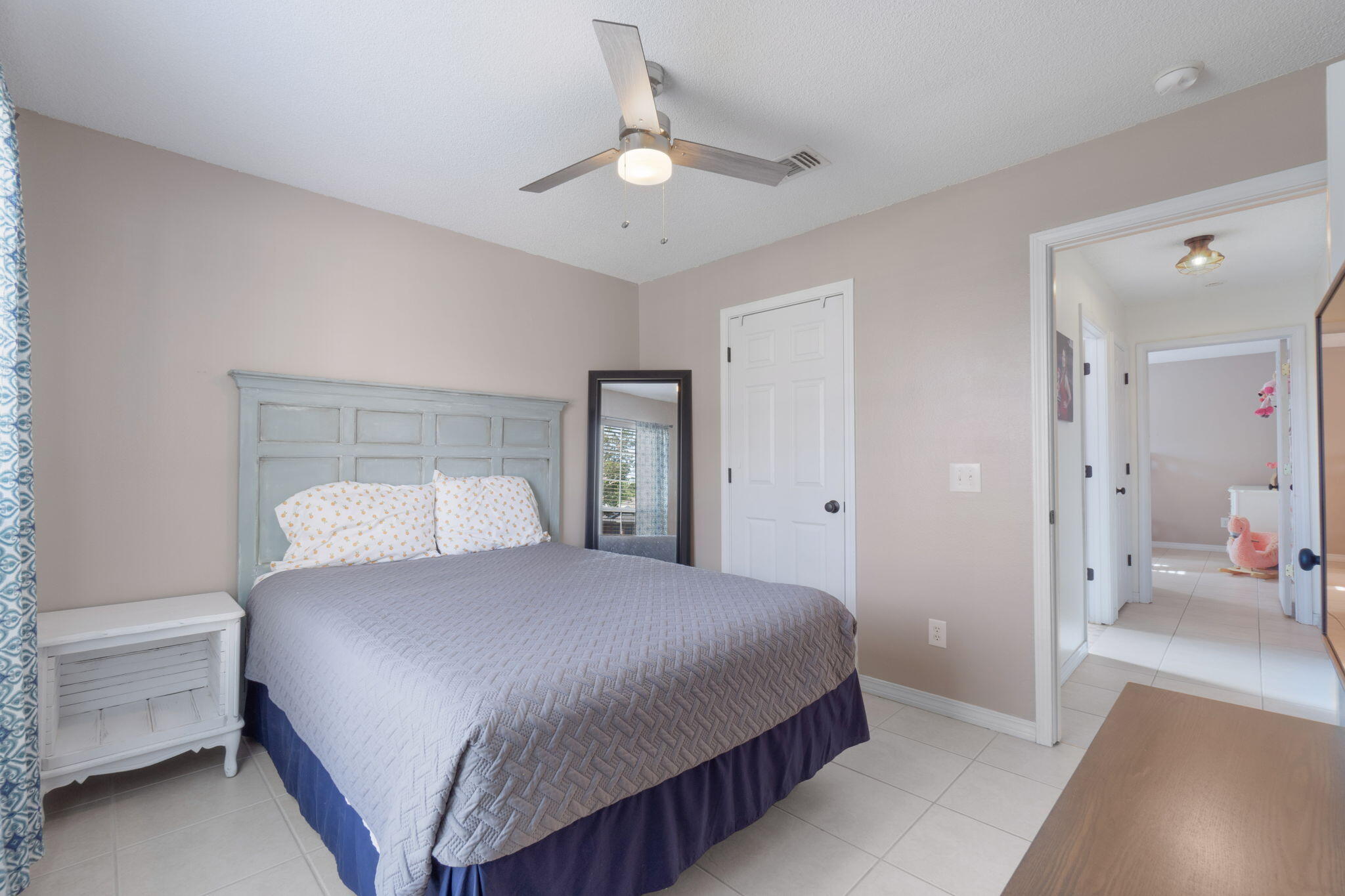 WHISPERWOODS - Residential