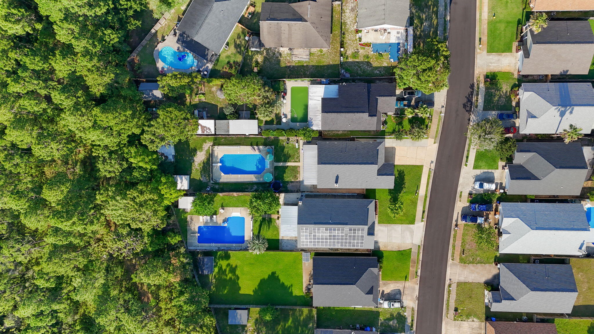 WHISPERWOODS - Residential