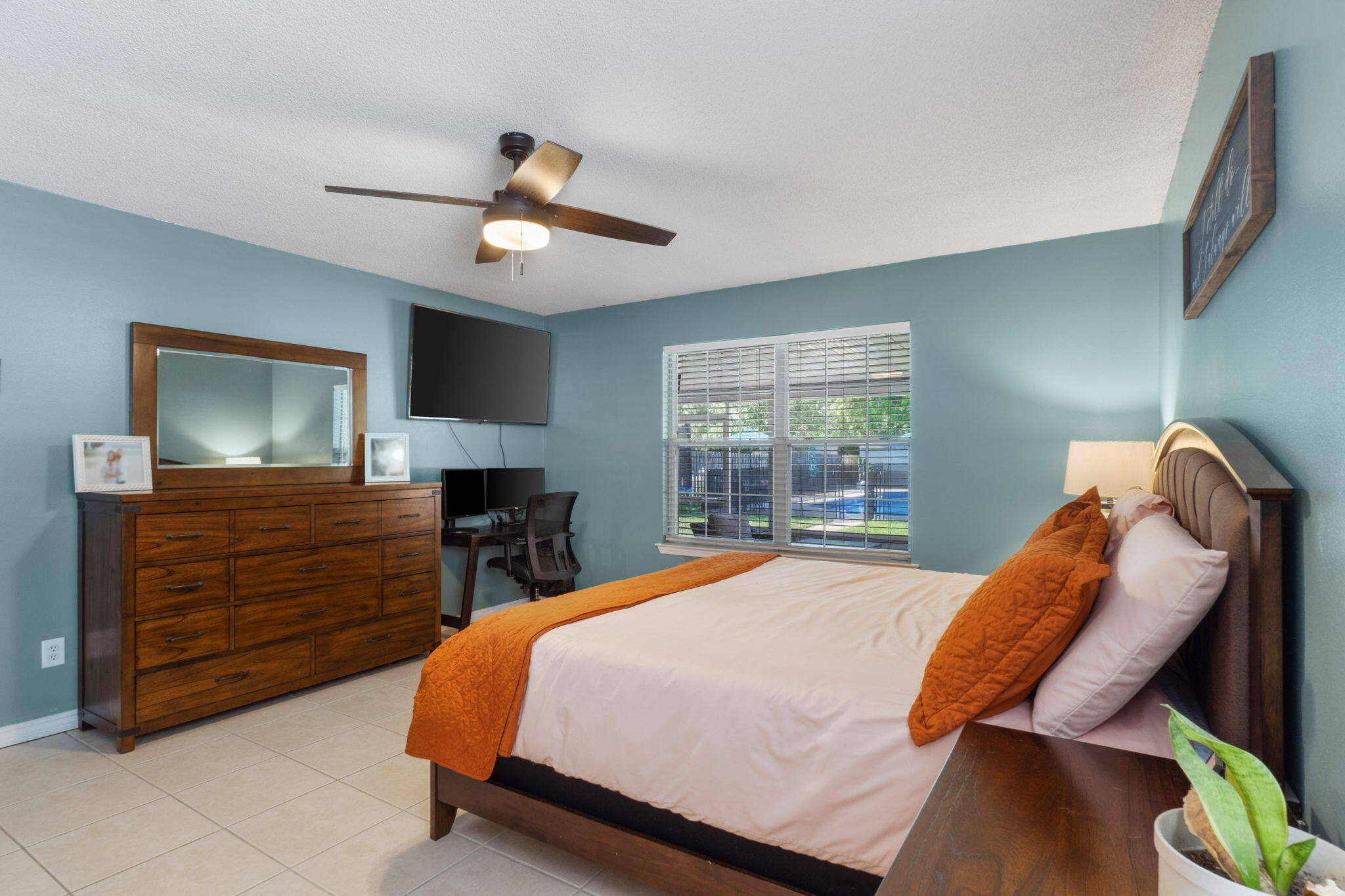 WHISPERWOODS - Residential