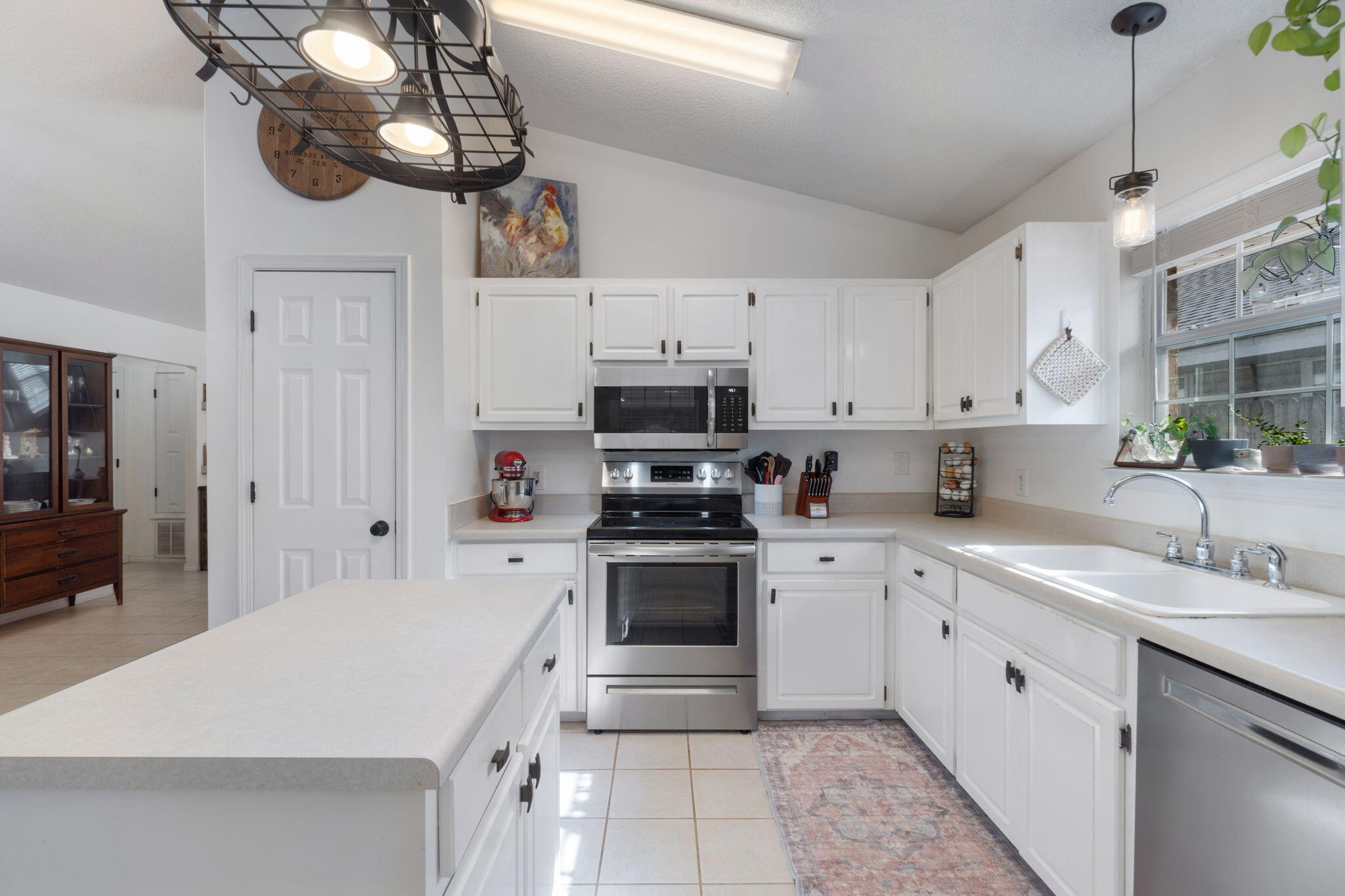 WHISPERWOODS - Residential