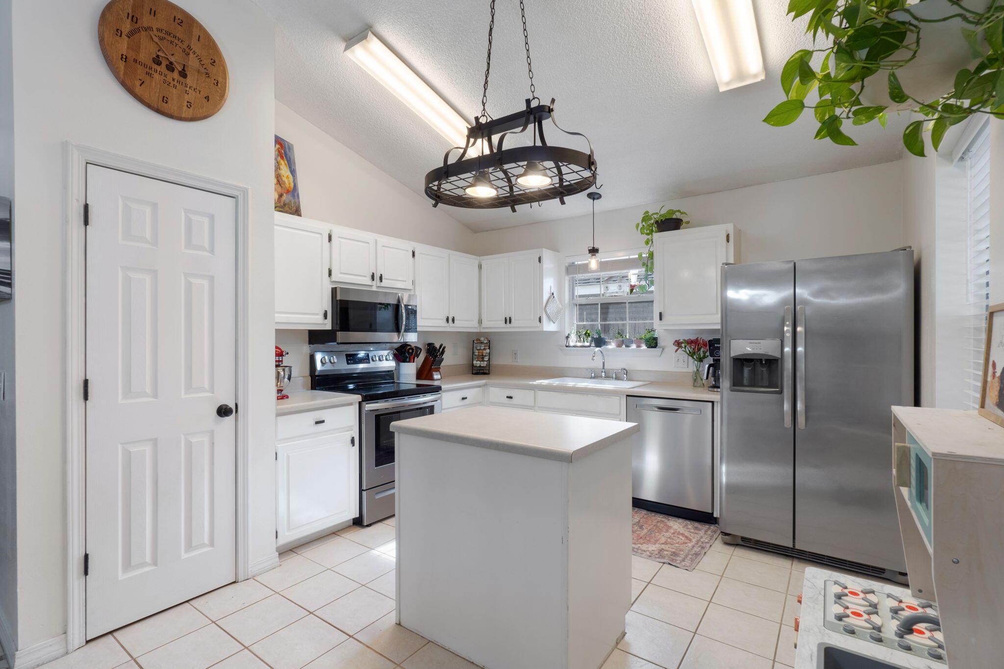 WHISPERWOODS - Residential