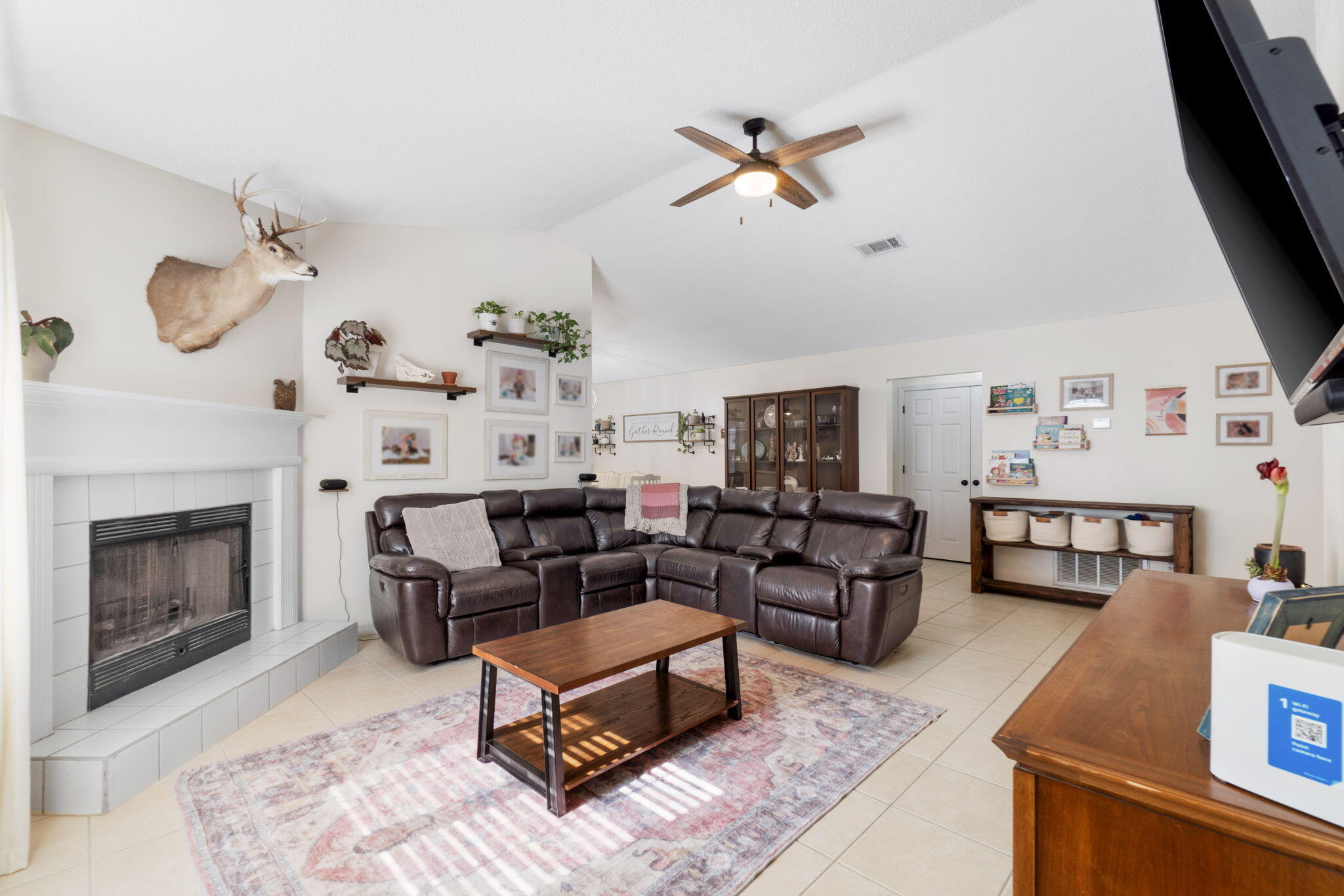 WHISPERWOODS - Residential