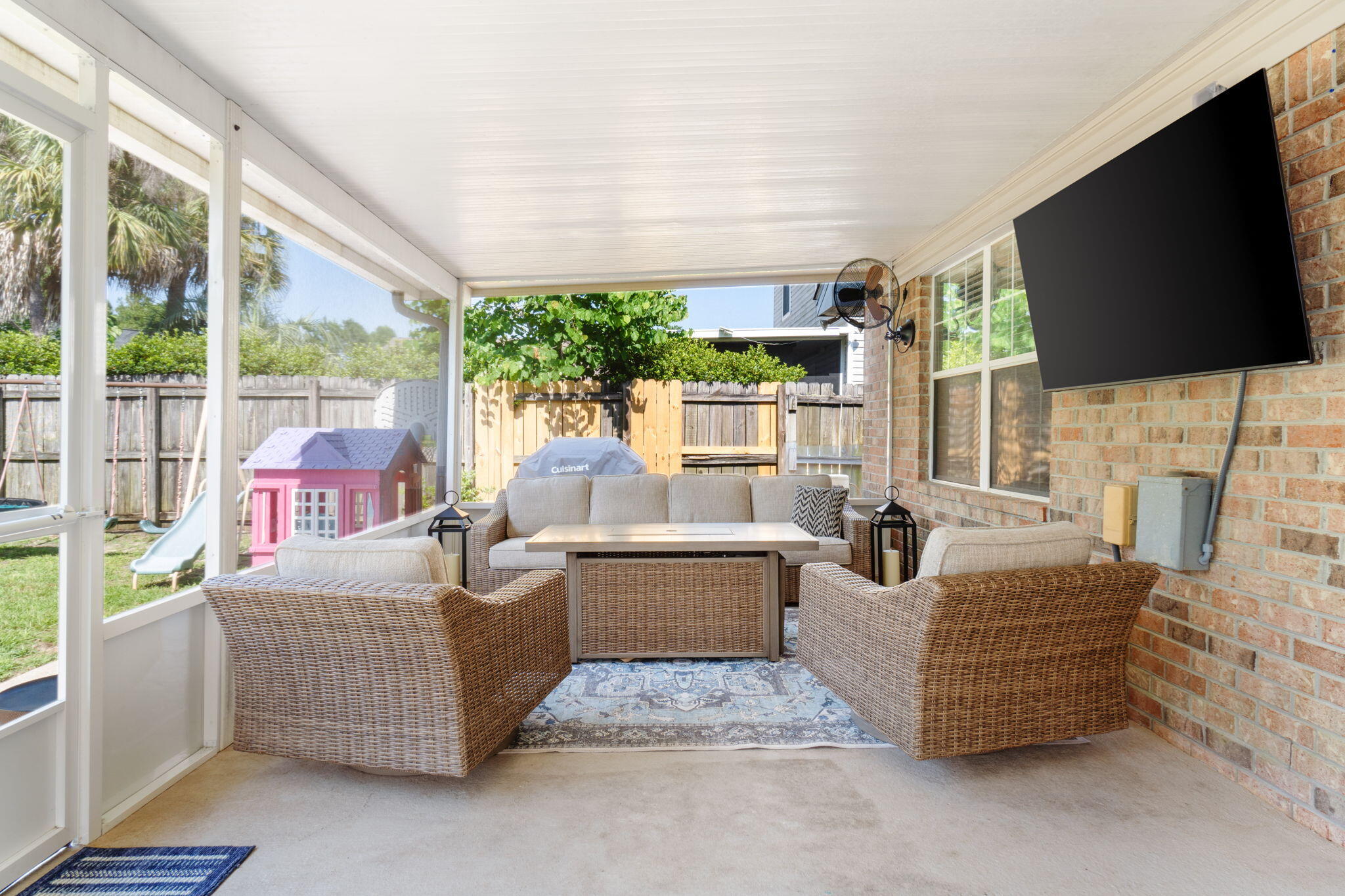 WHISPERWOODS - Residential