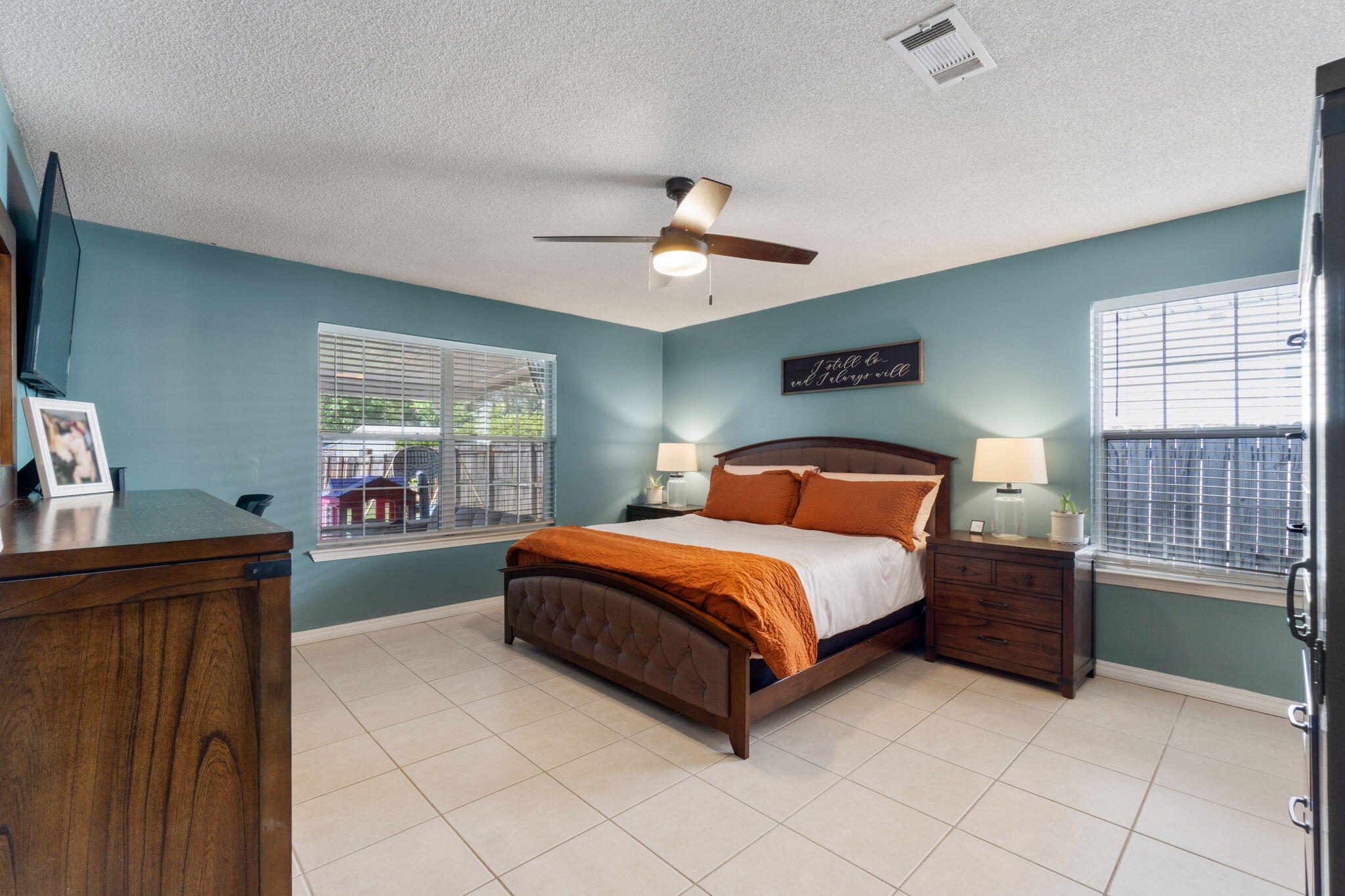 WHISPERWOODS - Residential