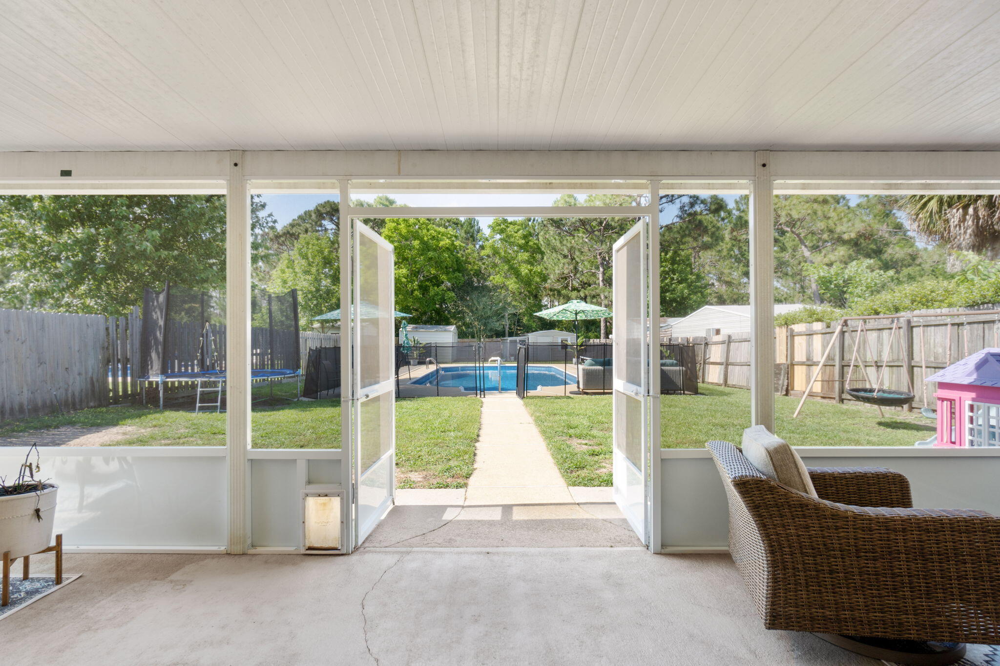 WHISPERWOODS - Residential