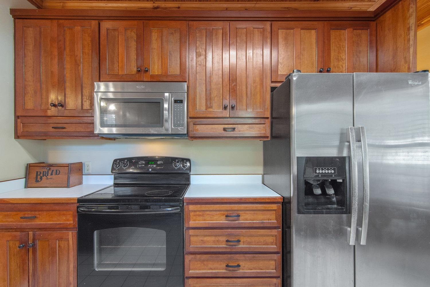 LAURELWOOD ESTATES - Residential