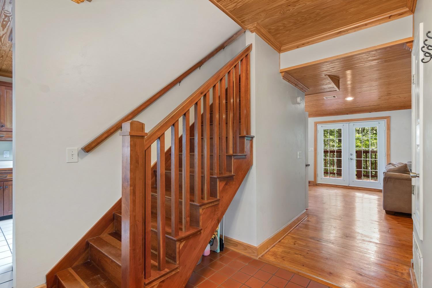 LAURELWOOD ESTATES - Residential