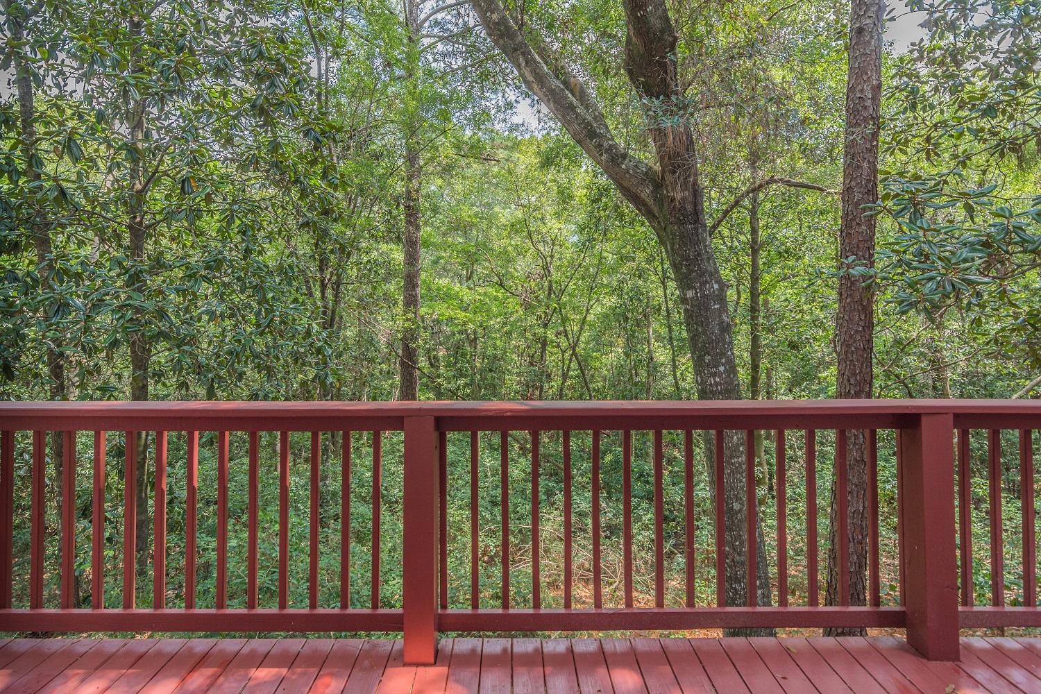 LAURELWOOD ESTATES - Residential