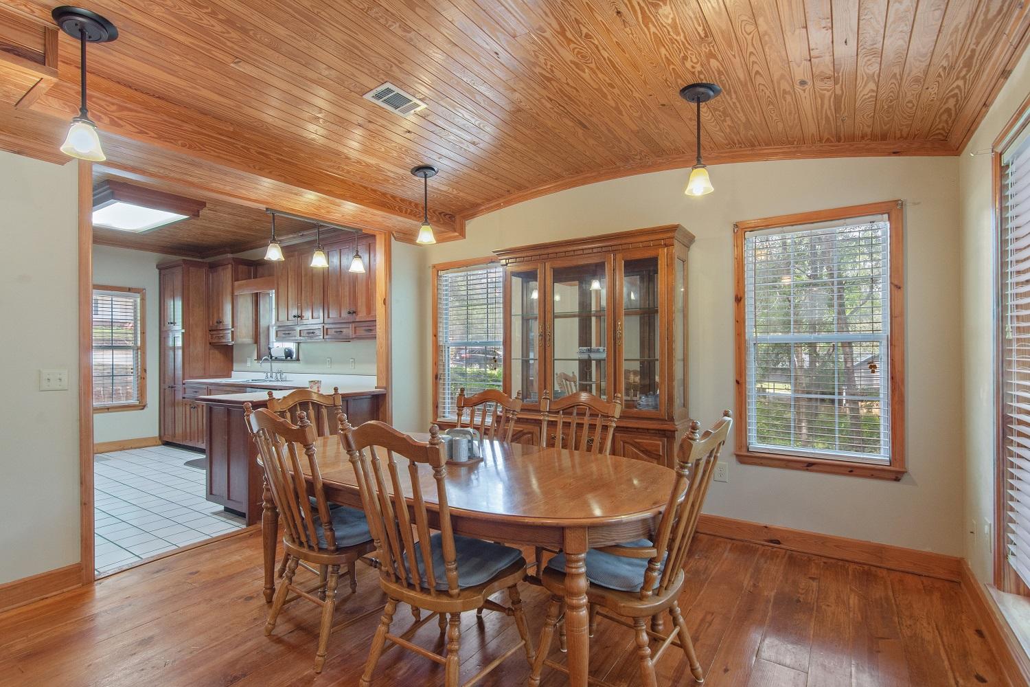 LAURELWOOD ESTATES - Residential