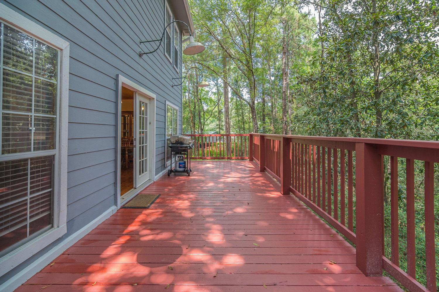 LAURELWOOD ESTATES - Residential