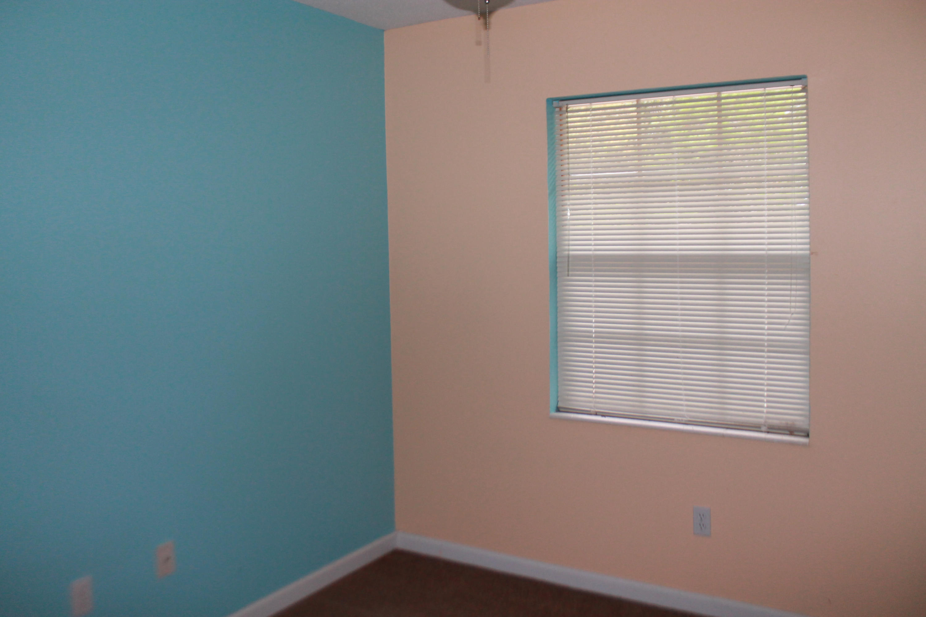 CAROL ANNE MANOR - Residential