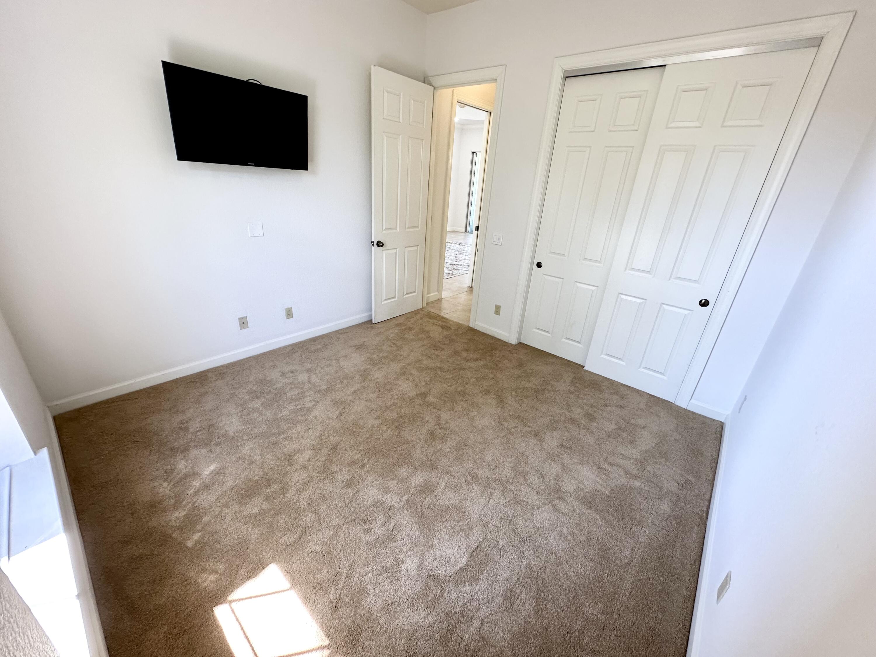 CRYSTAL COVE - Residential