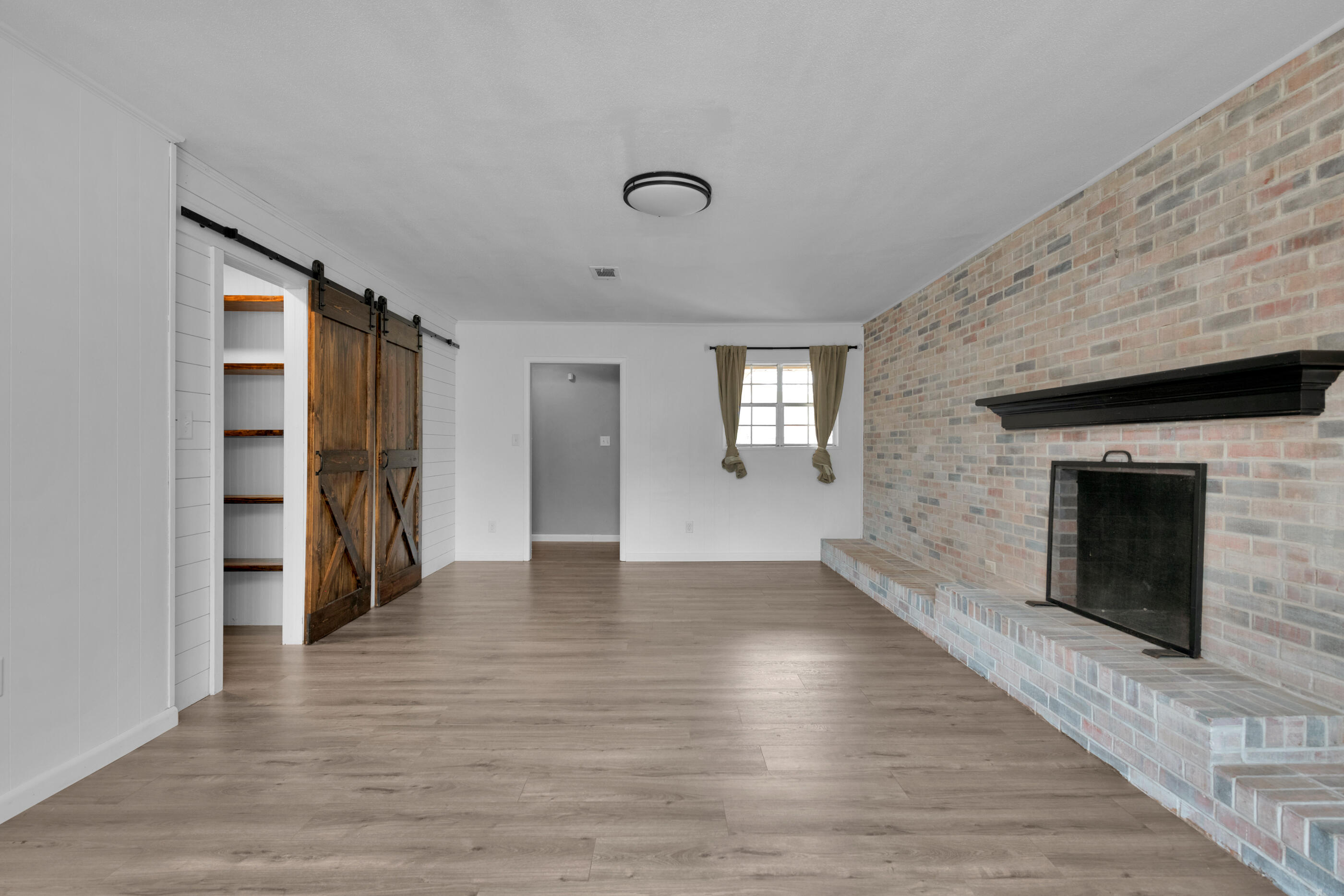 POQUITO BAYOU - Residential