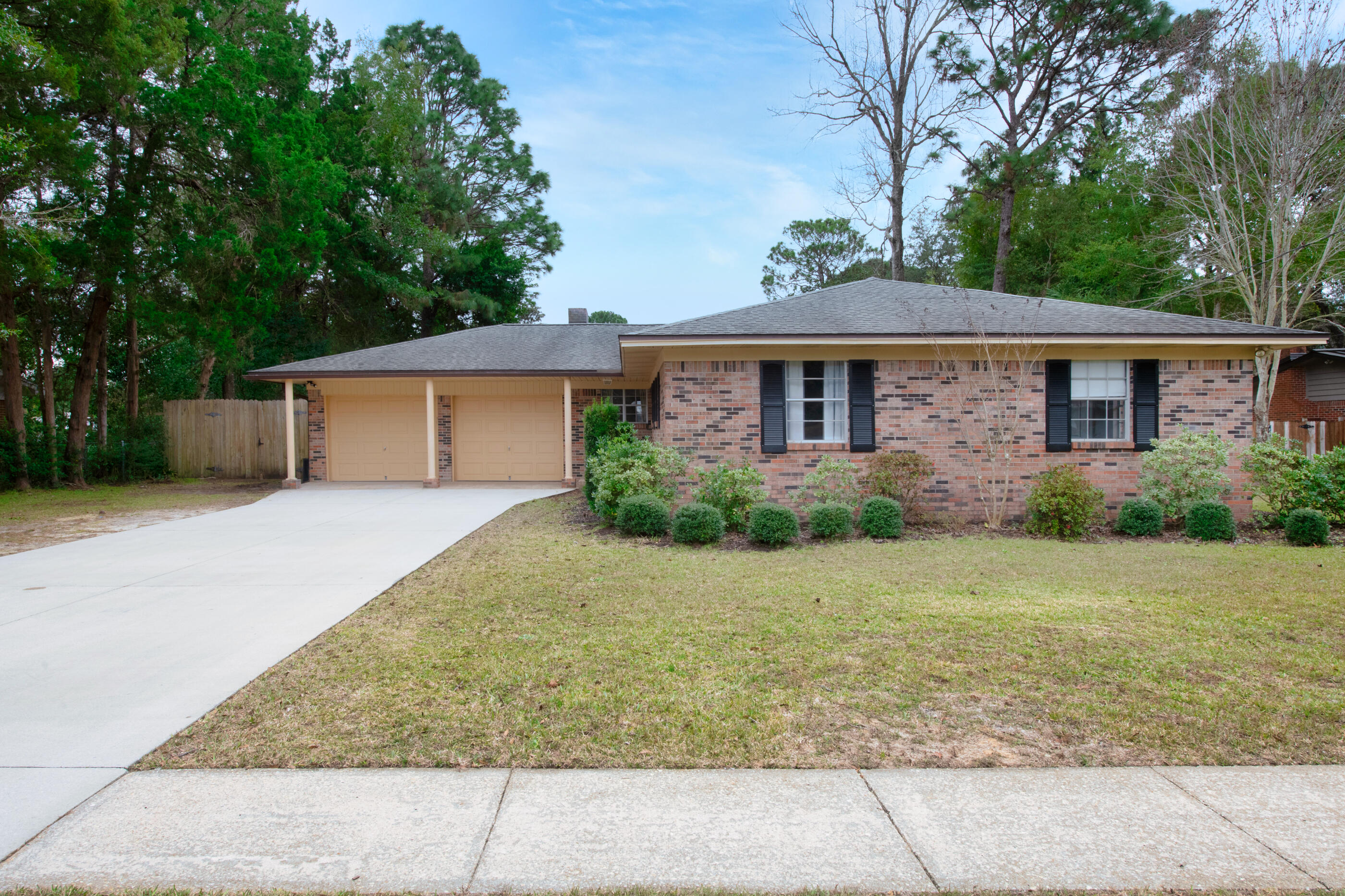 POQUITO BAYOU - Residential