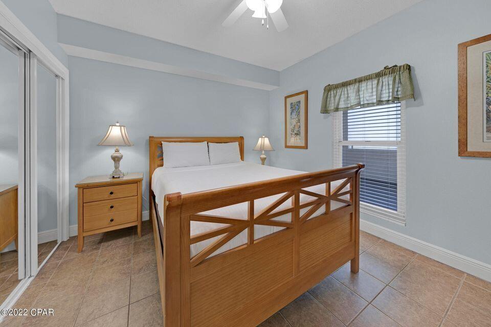 MAJESTIC BEACH TOWERS I - Residential