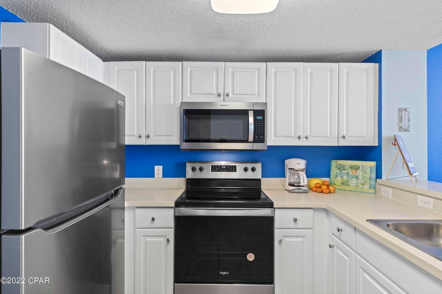 MAJESTIC BEACH TOWERS I - Residential