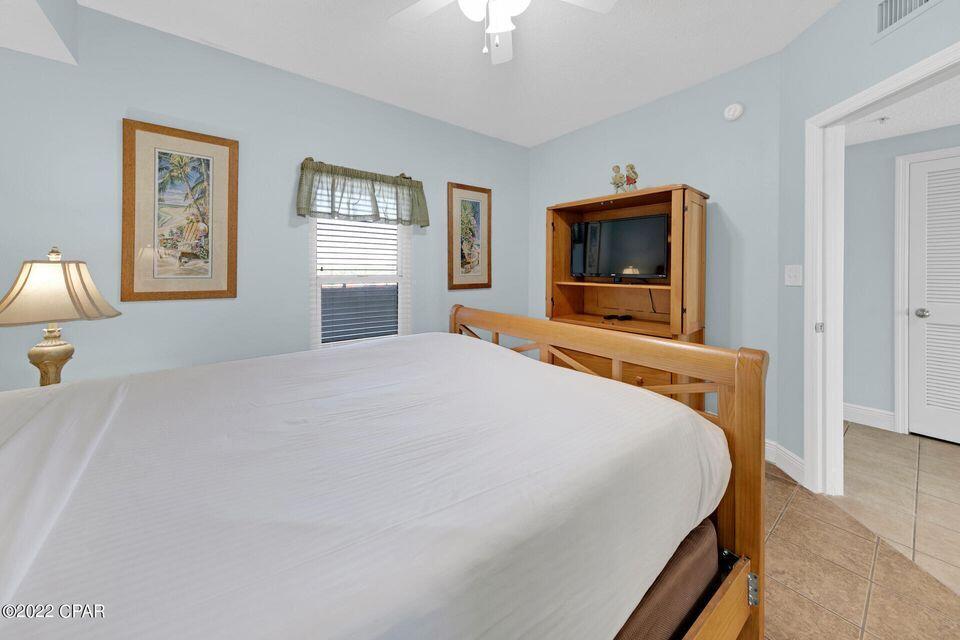 MAJESTIC BEACH TOWERS I - Residential