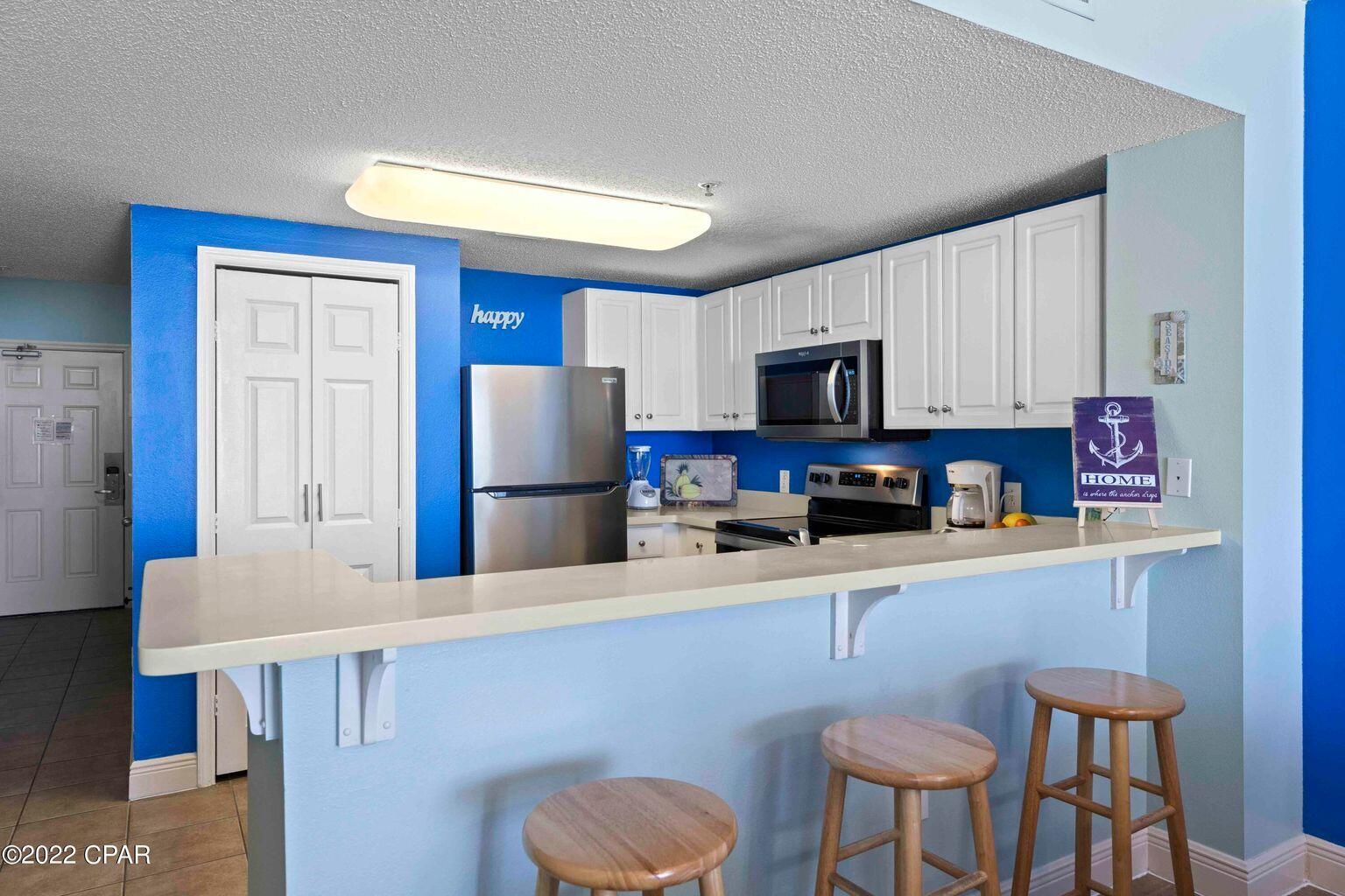 MAJESTIC BEACH TOWERS I - Residential