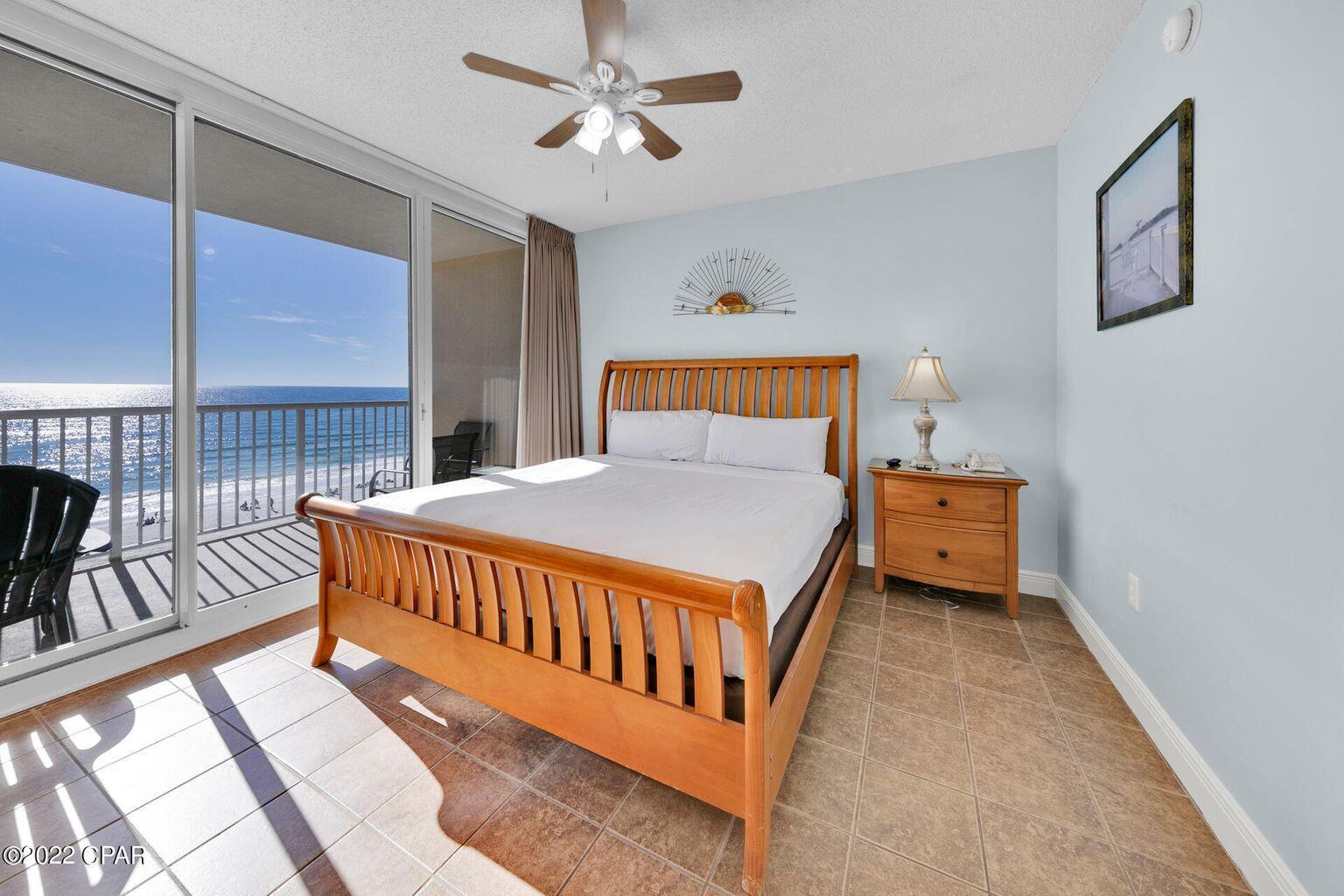 MAJESTIC BEACH TOWERS I - Residential