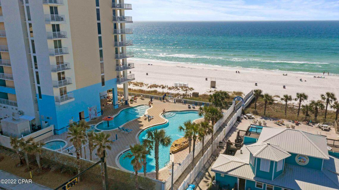 MAJESTIC BEACH TOWERS I - Residential