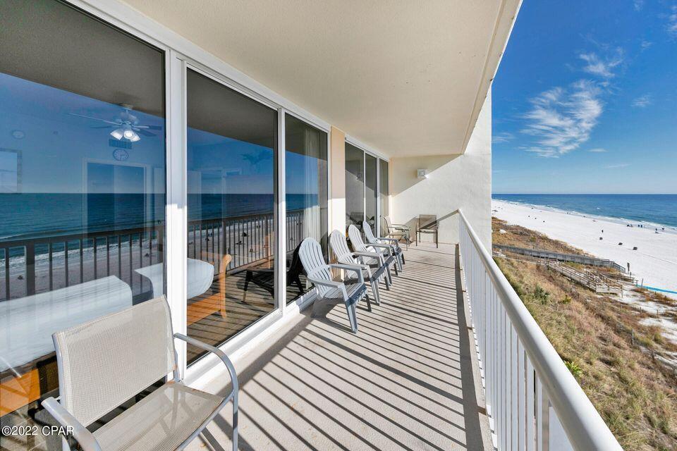 MAJESTIC BEACH TOWERS I - Residential