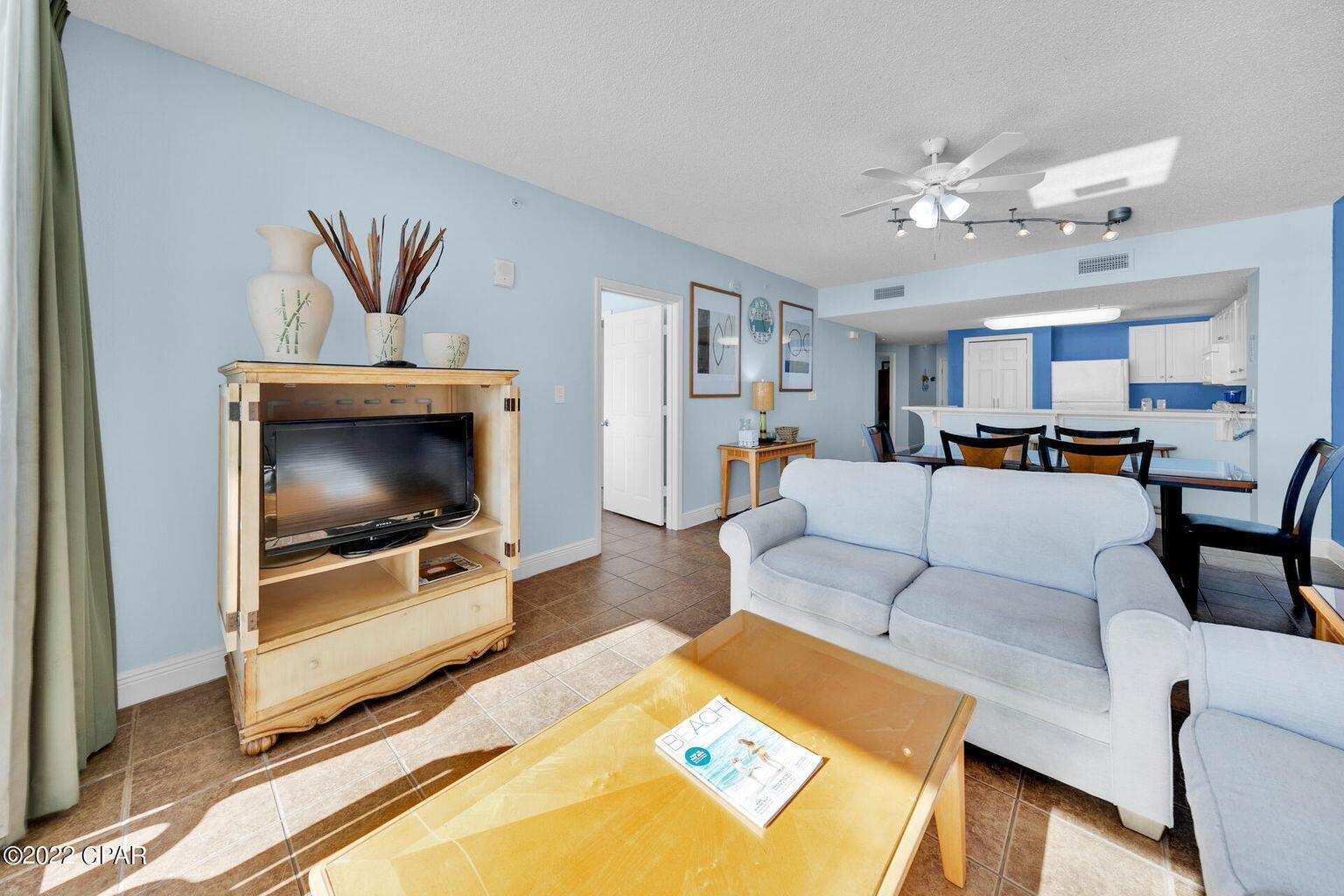 MAJESTIC BEACH TOWERS I - Residential