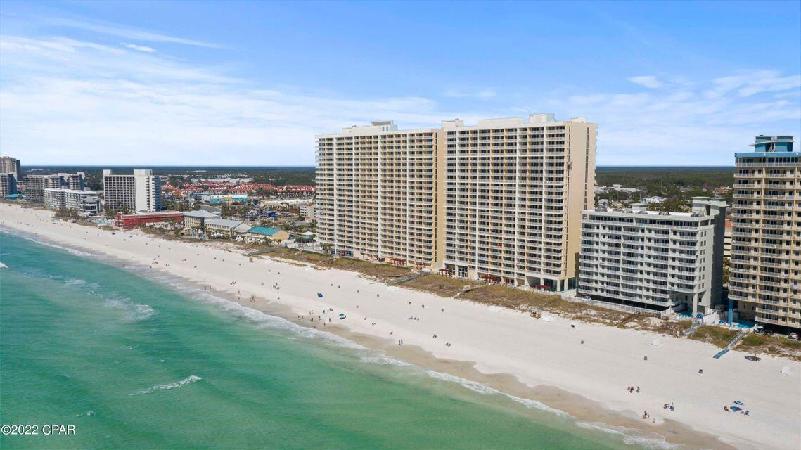 MAJESTIC BEACH TOWERS I - Residential