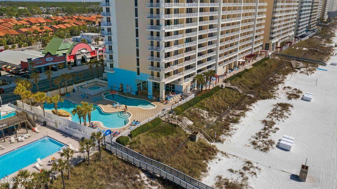 MAJESTIC BEACH TOWERS I - Residential