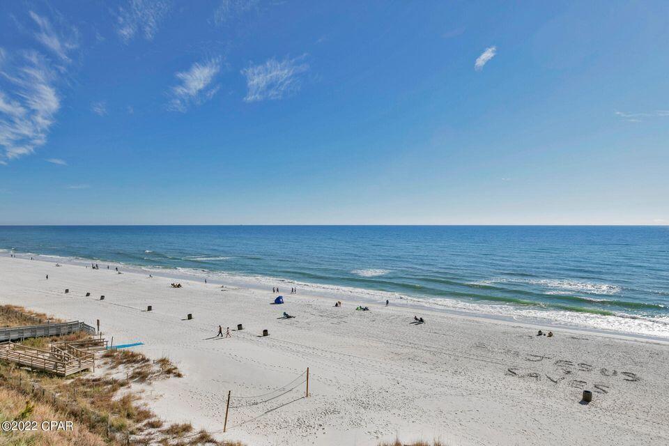 MAJESTIC BEACH TOWERS I - Residential