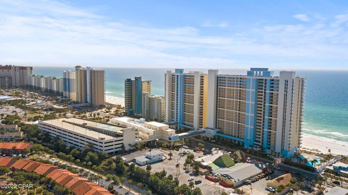 MAJESTIC BEACH TOWERS I - Residential