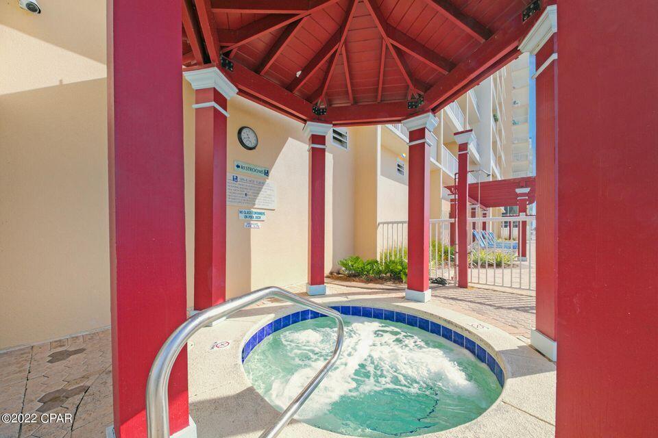 MAJESTIC BEACH TOWERS I - Residential