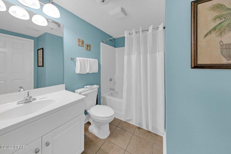 MAJESTIC BEACH TOWERS I - Residential