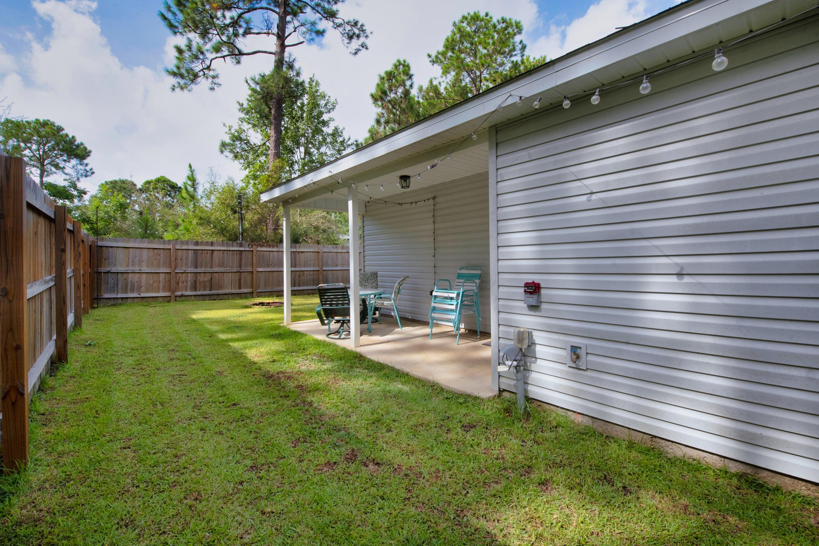 CRESCENT SHORES - Residential