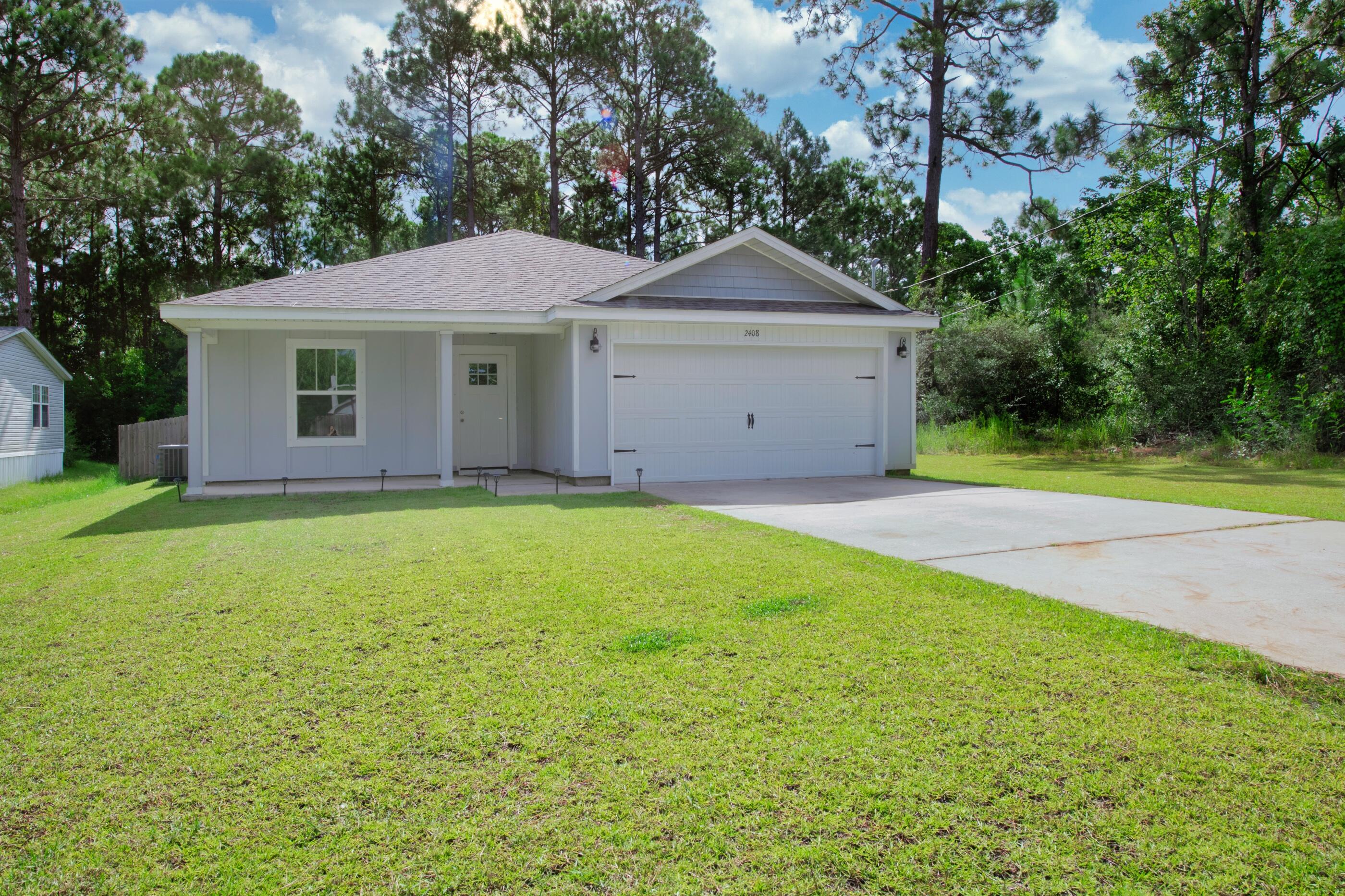 CRESCENT SHORES - Residential