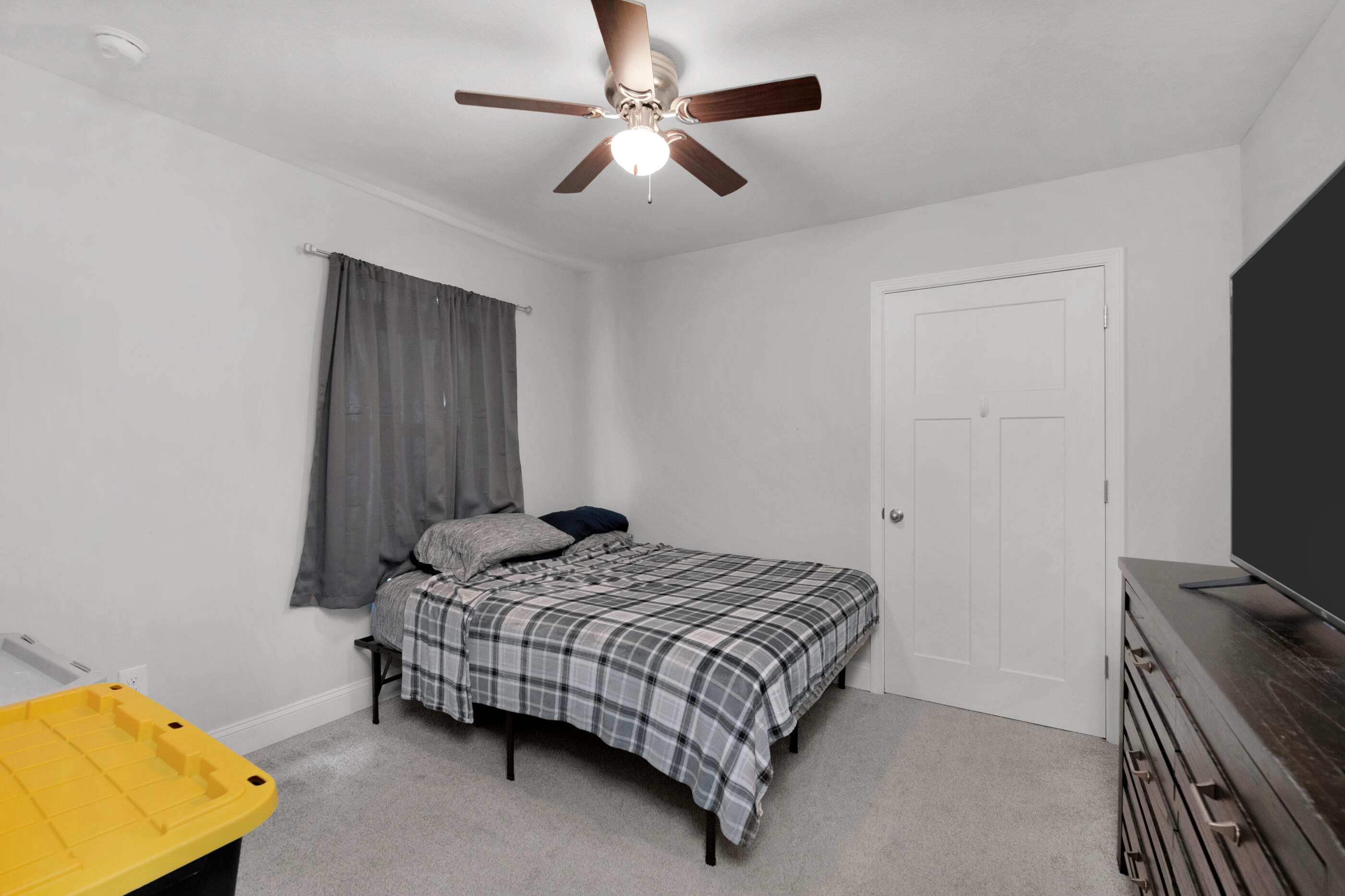 CRESCENT SHORES - Residential