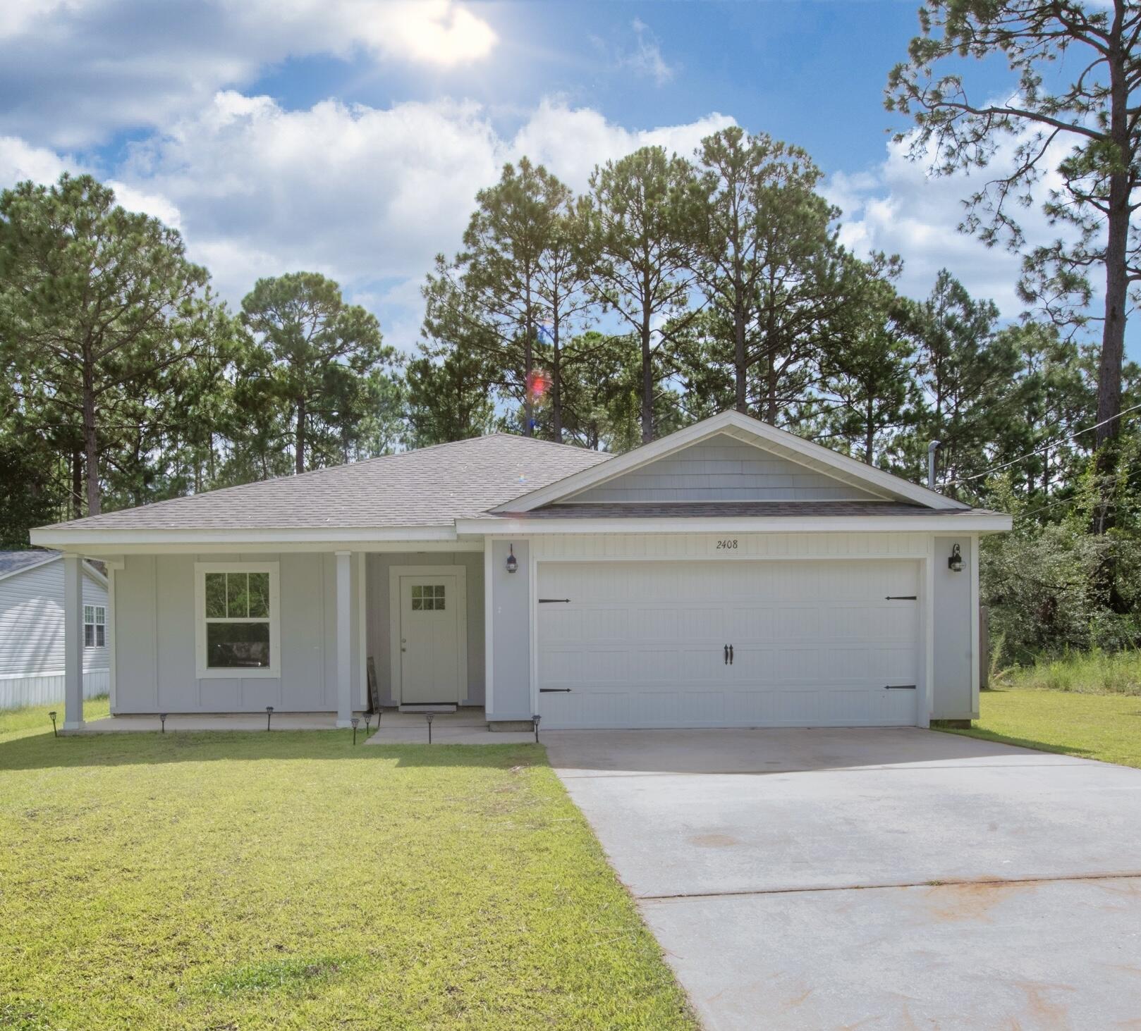 CRESCENT SHORES - Residential