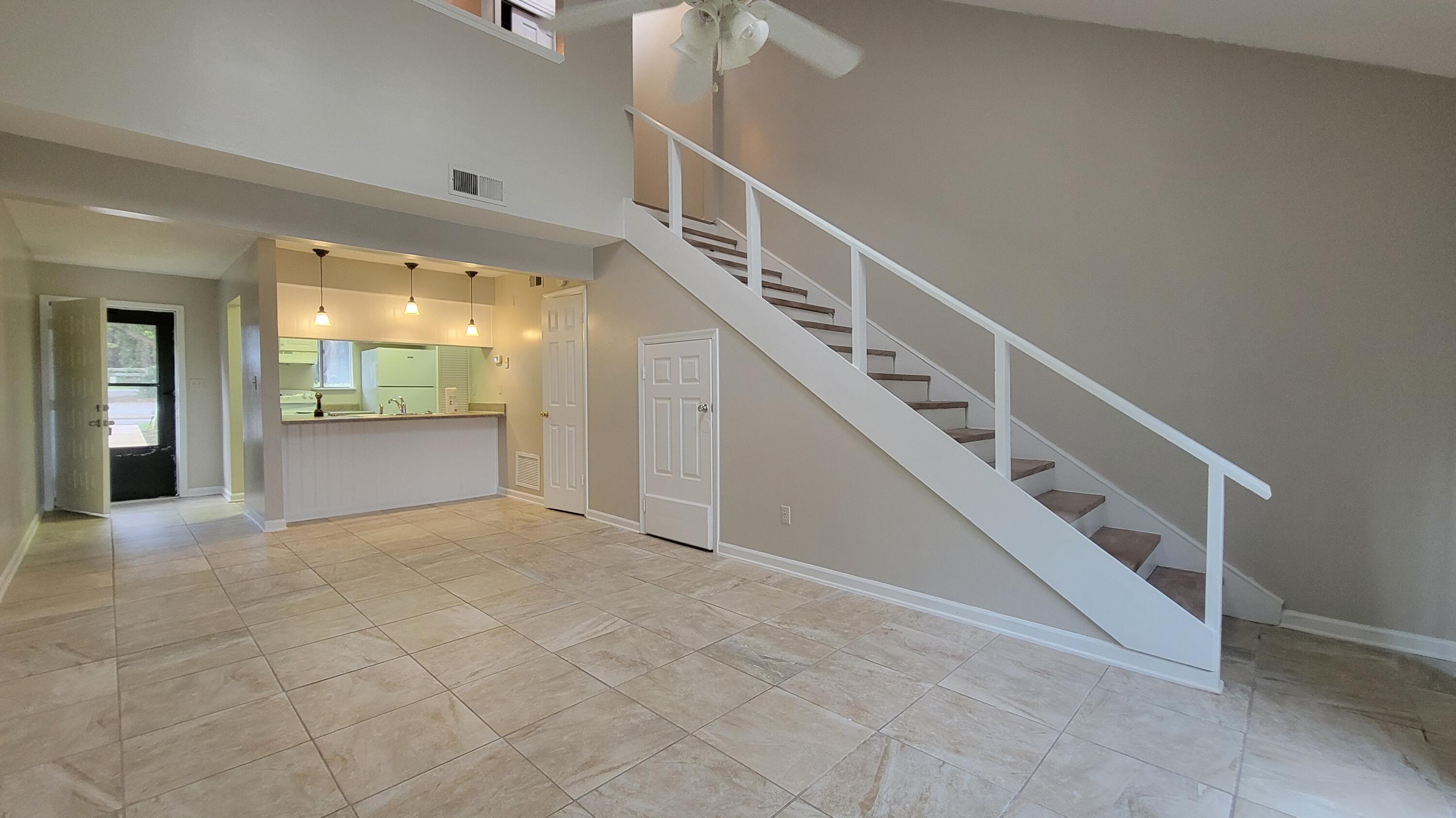 CAMP CREEK VILLAGE - Residential Lease